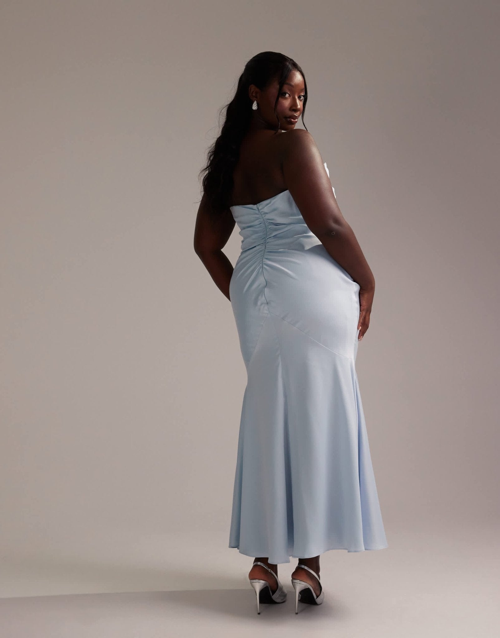 ASOS DESIGN Curve satin bandeau bridesmaid maxi dress in light blue - ASOS Sample Sale EU Store
