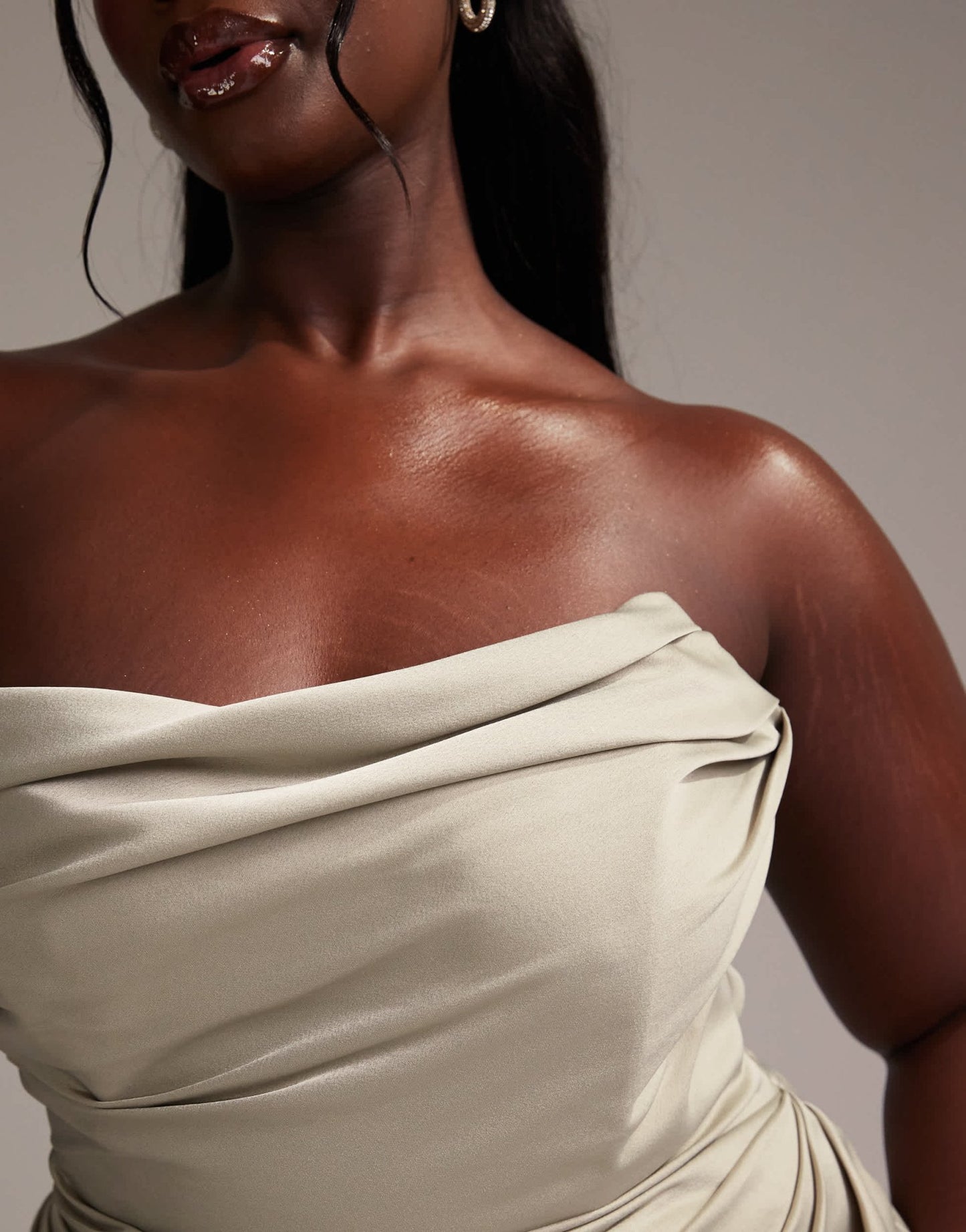 ASOS DESIGN Curve satin bandeau bridesmaid maxi dress in light green - ASOS Sample Sale EU Store