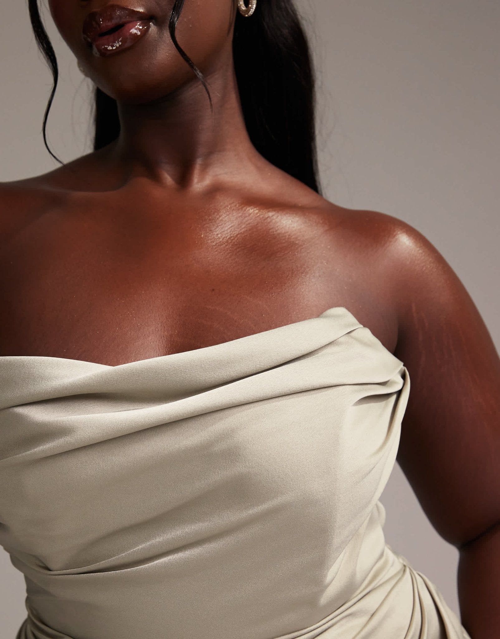 ASOS DESIGN Curve satin bandeau bridesmaid maxi dress in light green - ASOS Sample Sale EU Store