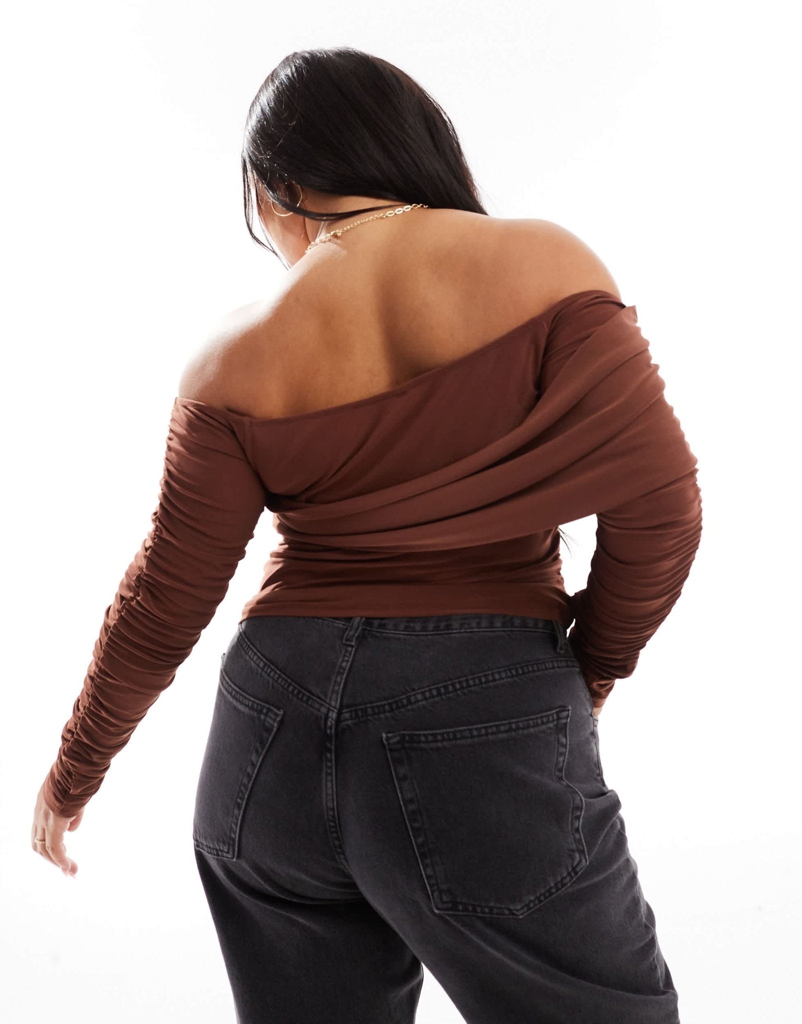 ASOS DESIGN Curve slinky asymmetric neck ruched sleeve top in chocolate - ASOS Sample Sale EU Store