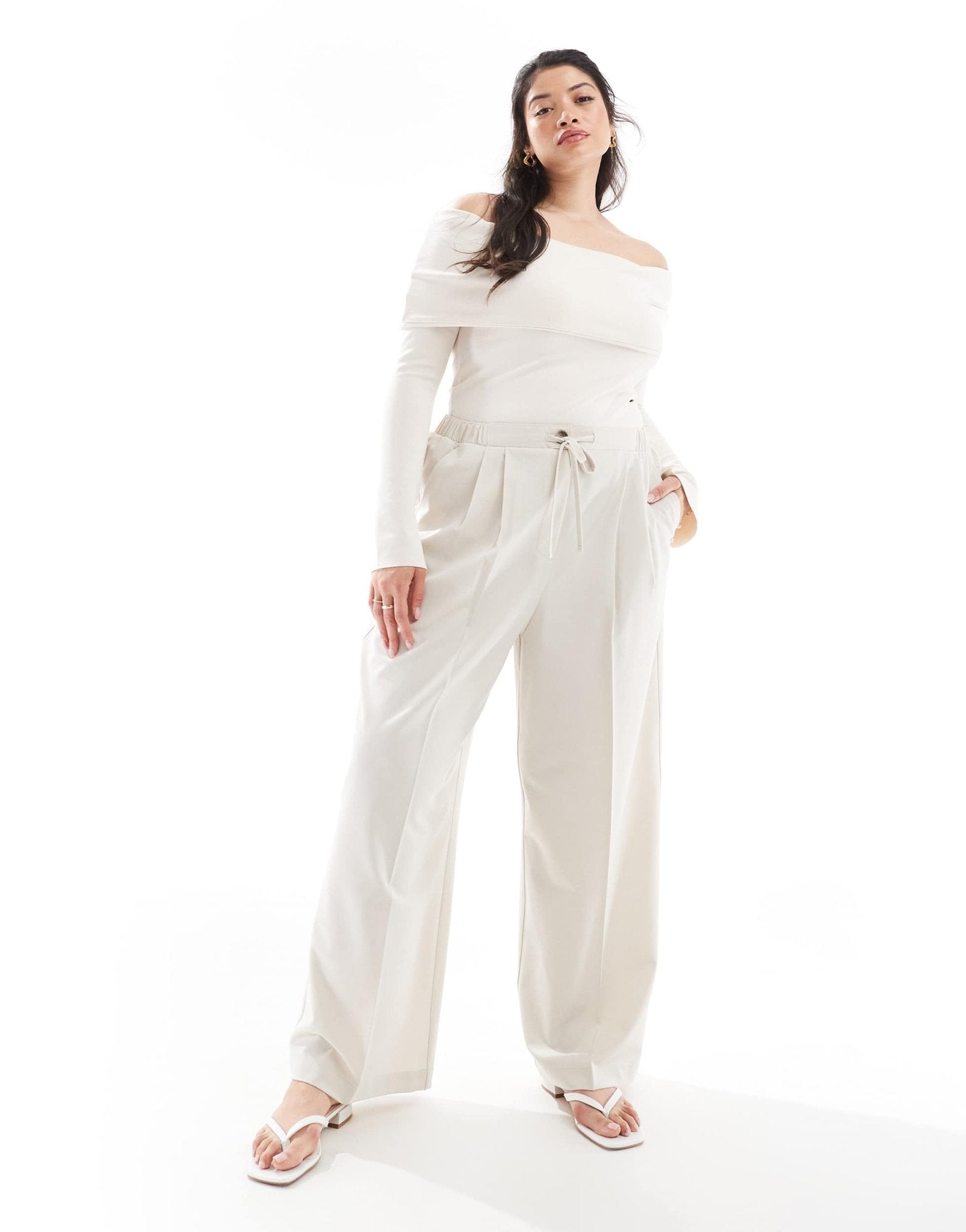 ASOS DESIGN Curve tailored pull on trousers in stone - ASOS Sample Sale EU Store
