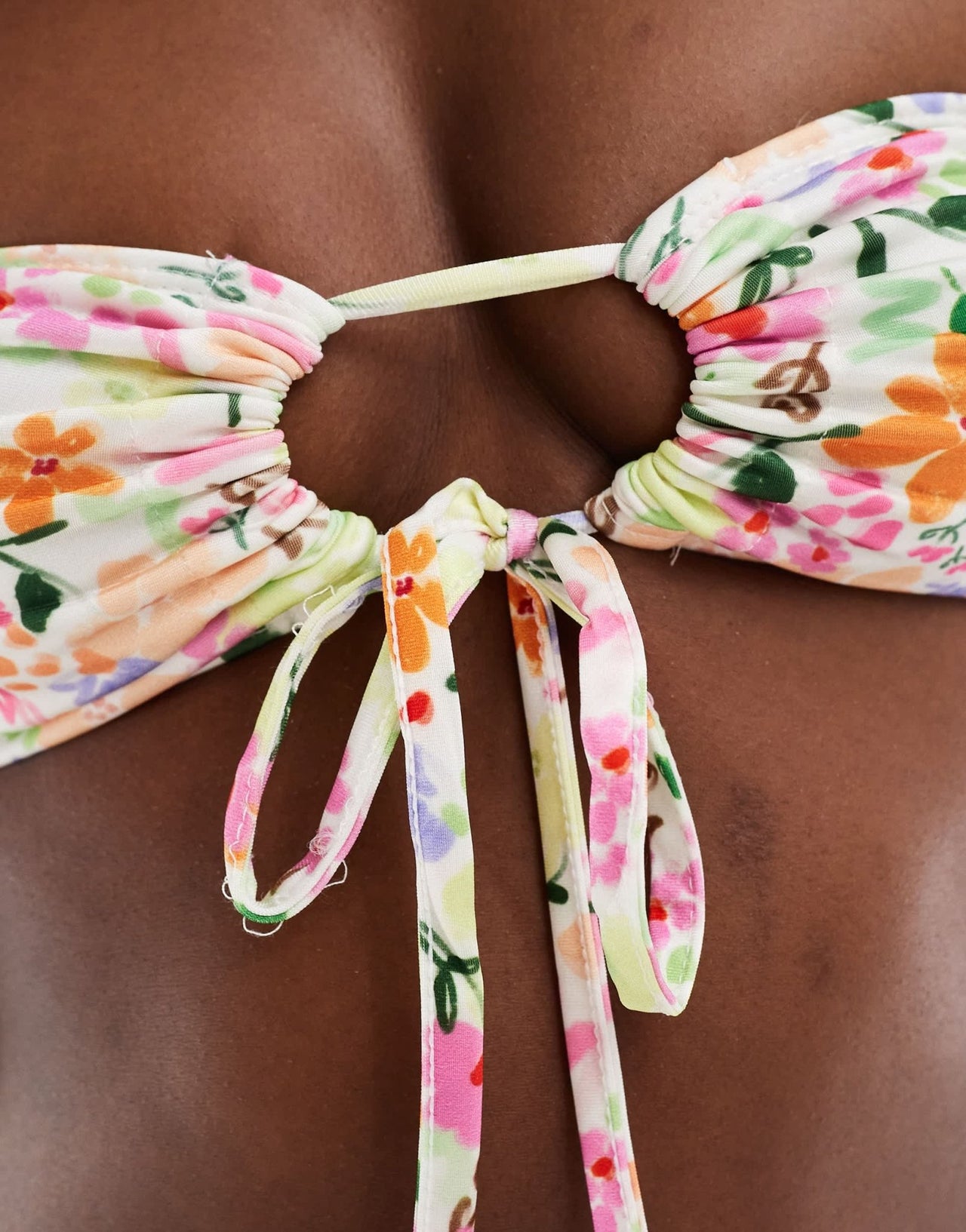 ASOS DESIGN cut - out bandeau bikini top in scribble floral print - ASOS Sample Sale EU Store