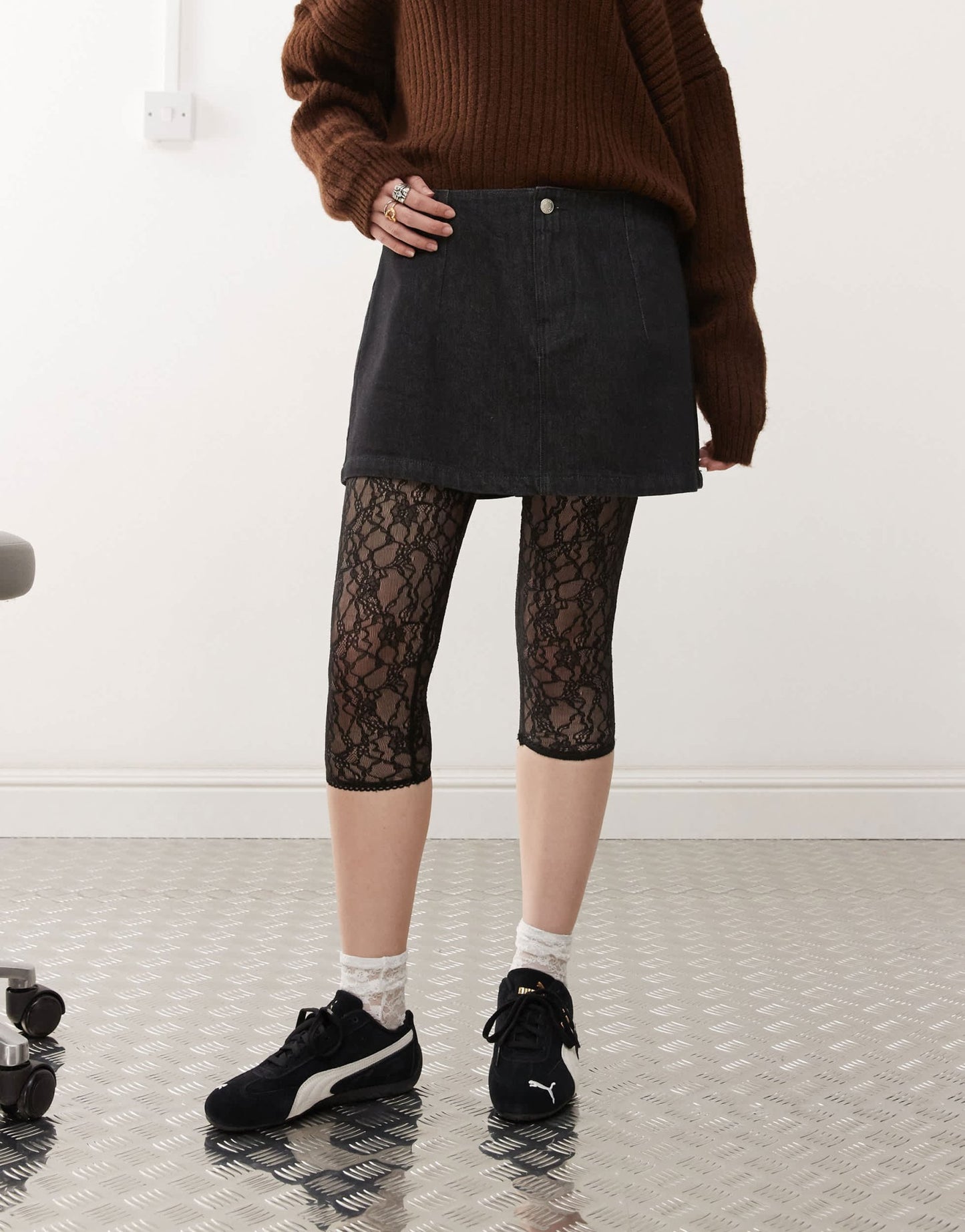 ASOS DESIGN denim clean waistband pelmet skirt in rinse black - ASOS Sample Sale EU Store