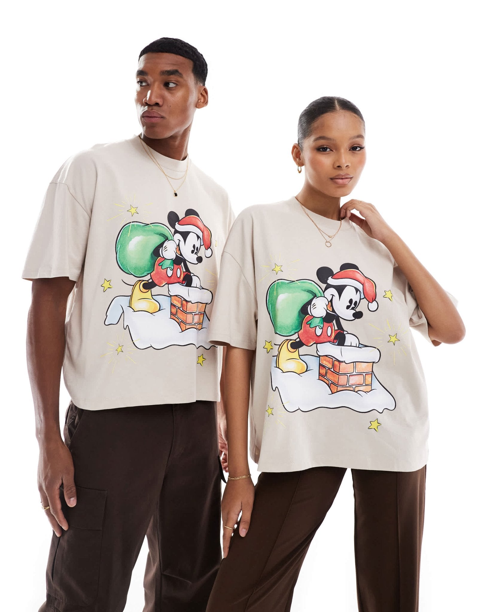 ASOS DESIGN Disney Christmas boxy oversized t-shirt with Mickey Mouse prints in beige - ASOS Sample Sale EU Store