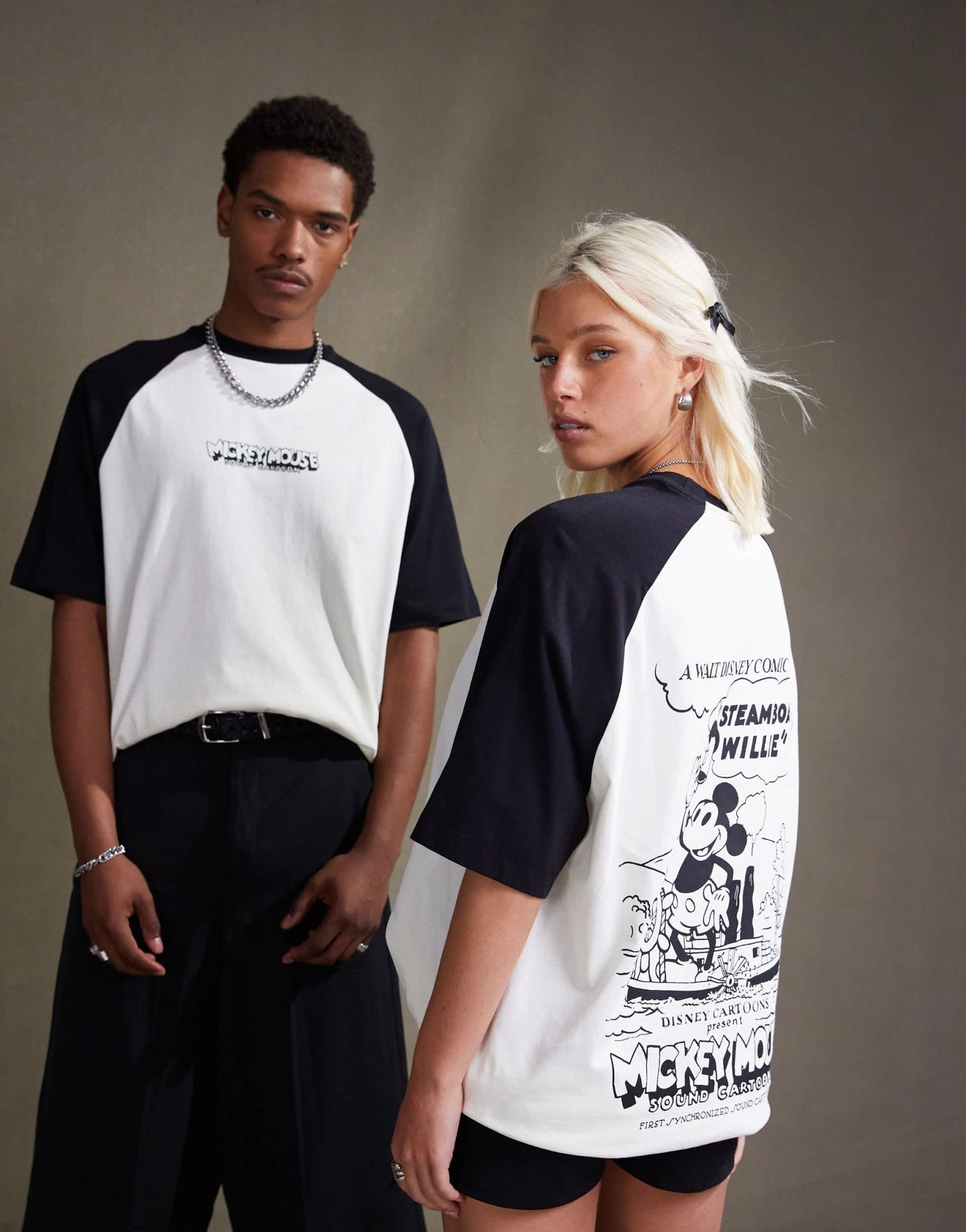 ASOS DESIGN Disney unisex oversized raglan t-shirt with Steamboat Willie print in off white - ASOS Sample Sale EU Store