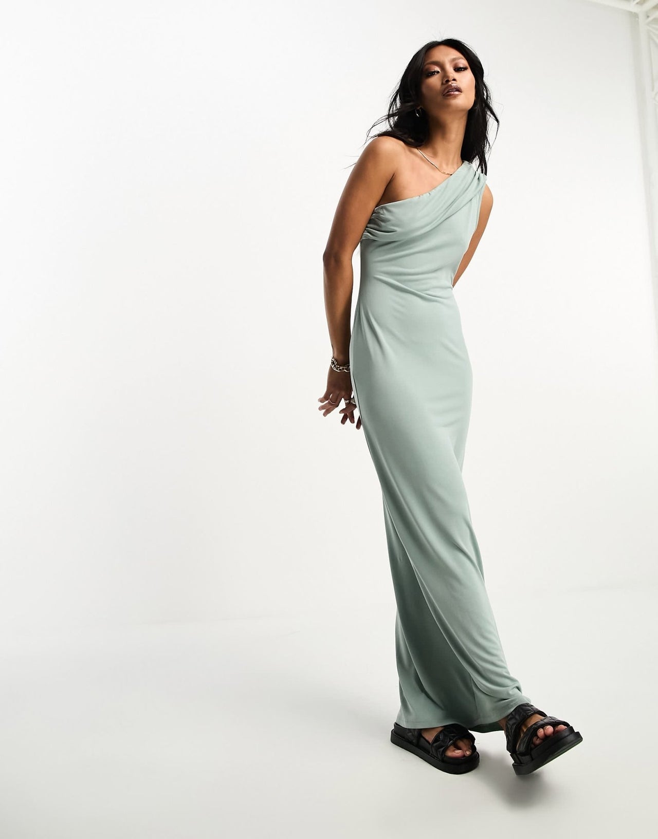 ASOS DESIGN draped one shoulder maxi dress in sage - ASOS Sample Sale EU Store