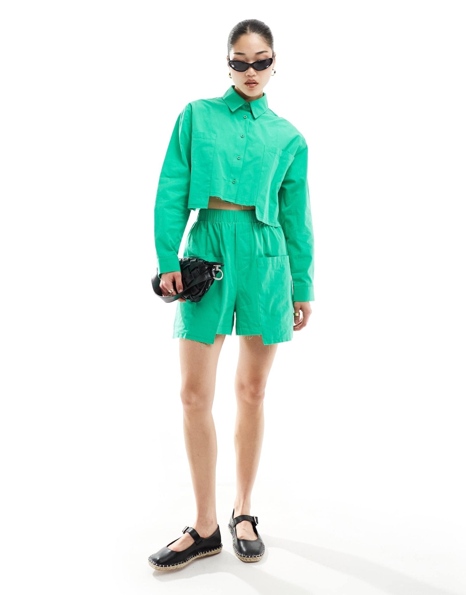 ASOS DESIGN drop pocket short in green - ASOS Sample Sale EU Store