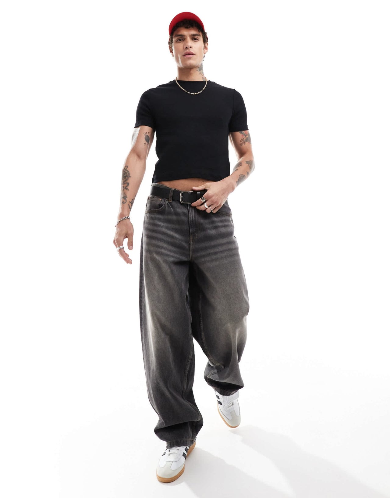 ASOS DESIGN essential muscle fit cropped rib t-shirt in black - ASOS Sample Sale EU Store
