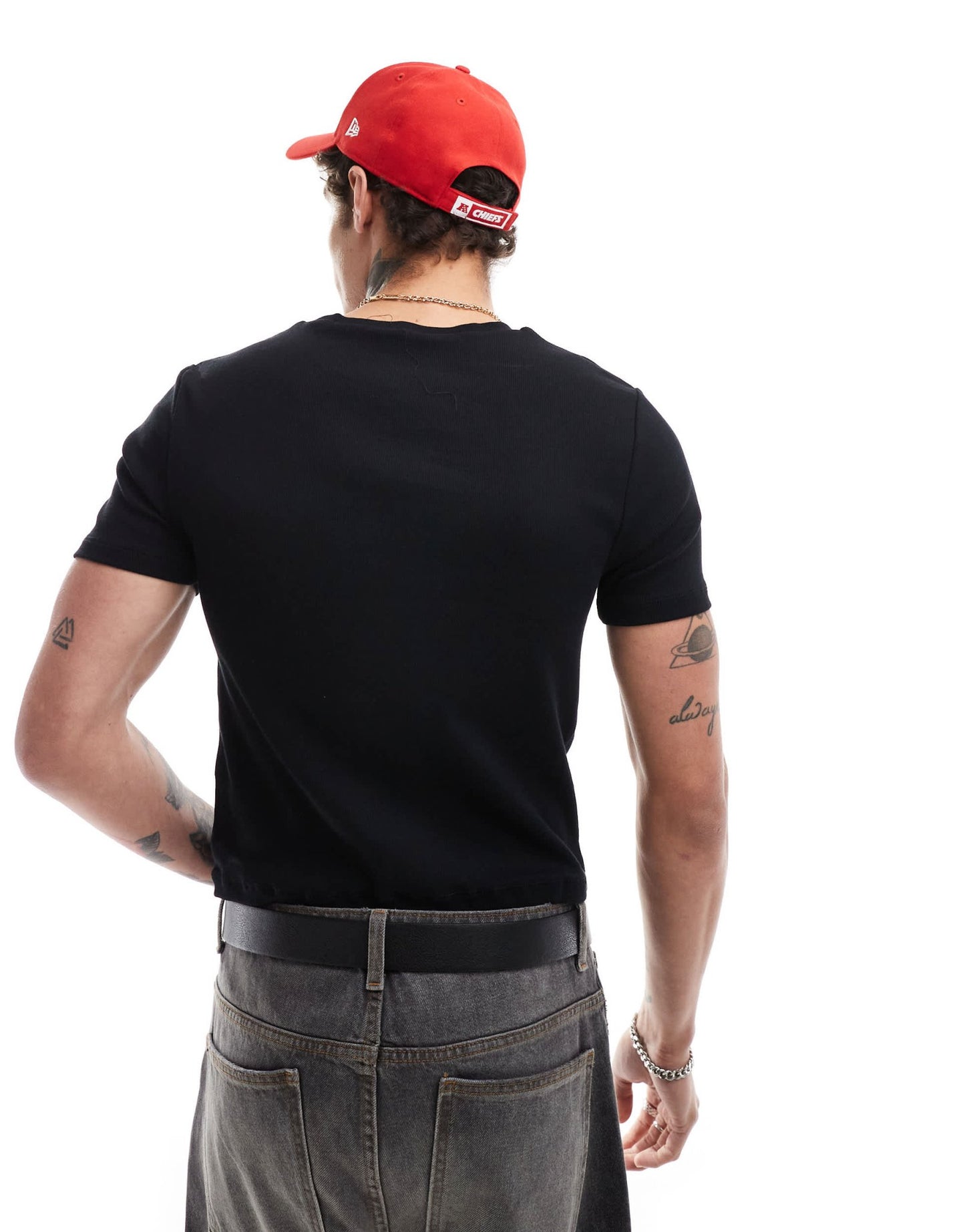 ASOS DESIGN essential muscle fit cropped rib t-shirt in black - ASOS Sample Sale EU Store