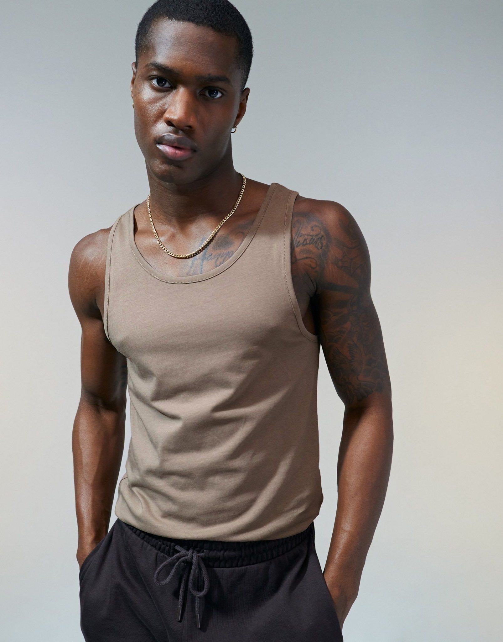 ASOS DESIGN essential muscle fit vest in brown - ASOS Sample Sale EU Store