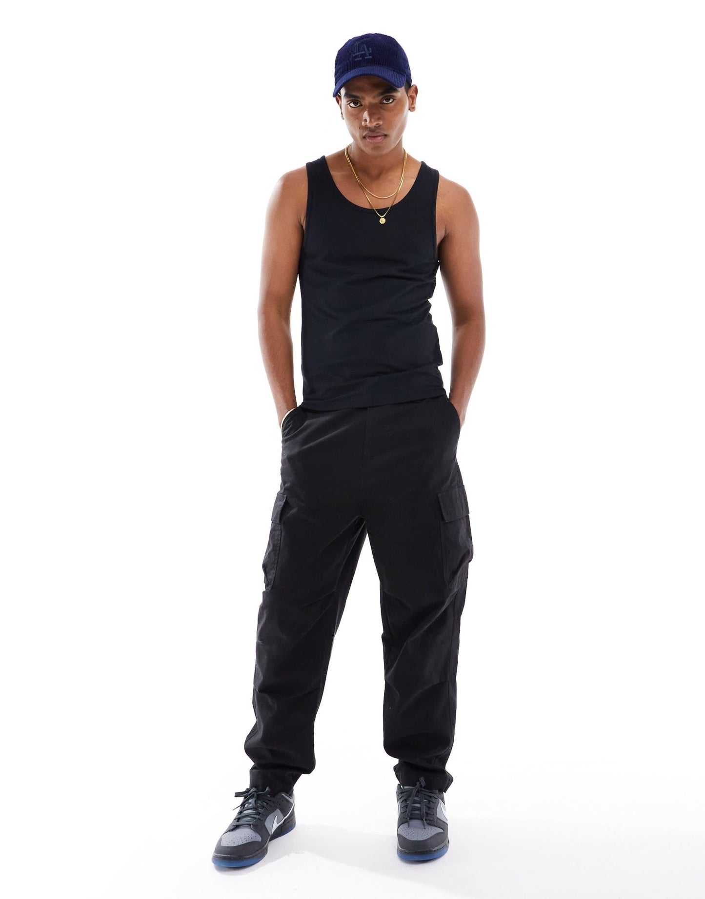 ASOS DESIGN essentials 2 pack muscle fit vests in black and dark green - ASOS Sample Sale EU Store