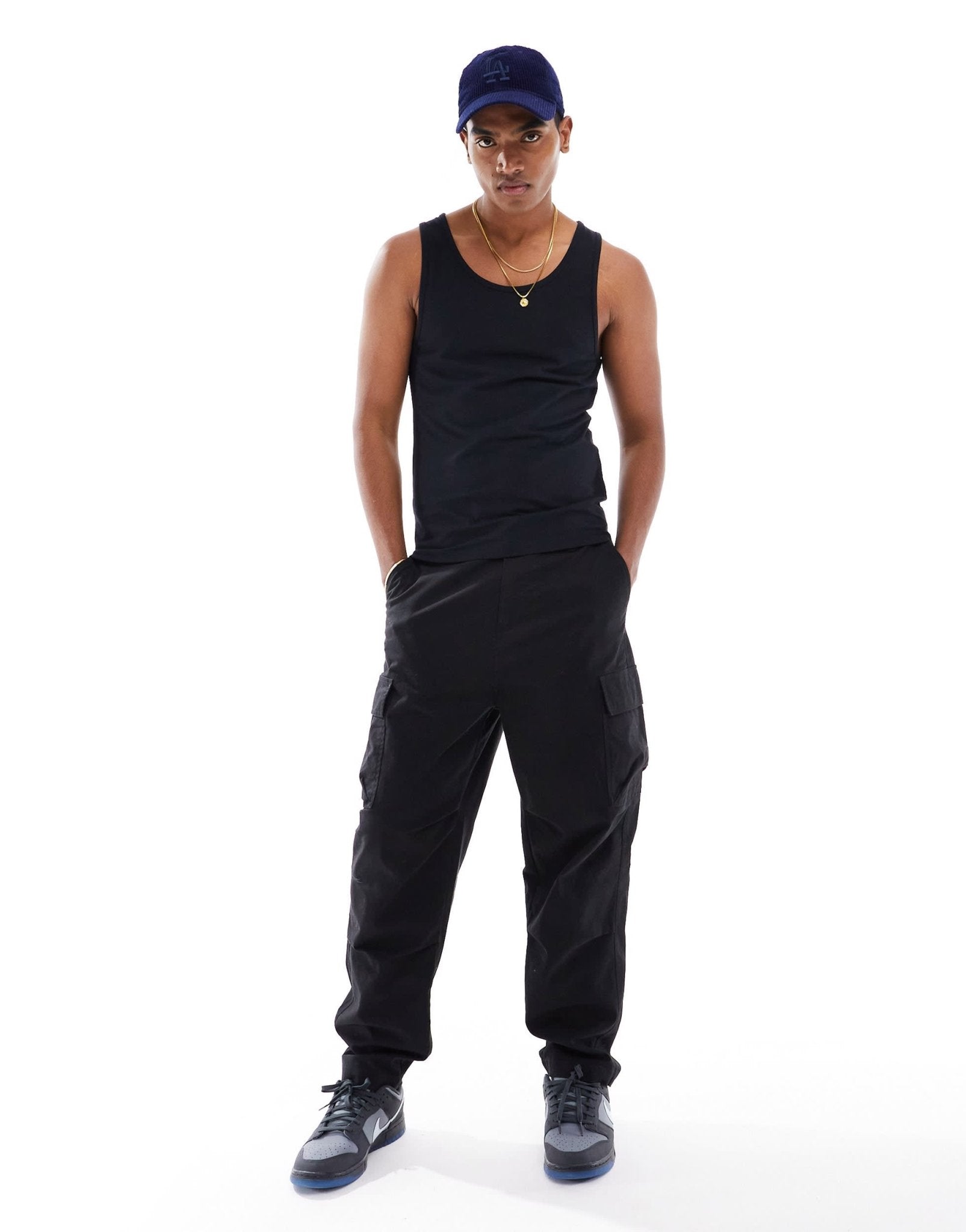 ASOS DESIGN essentials 2 pack muscle fit vests in black and dark green - ASOS Sample Sale EU Store