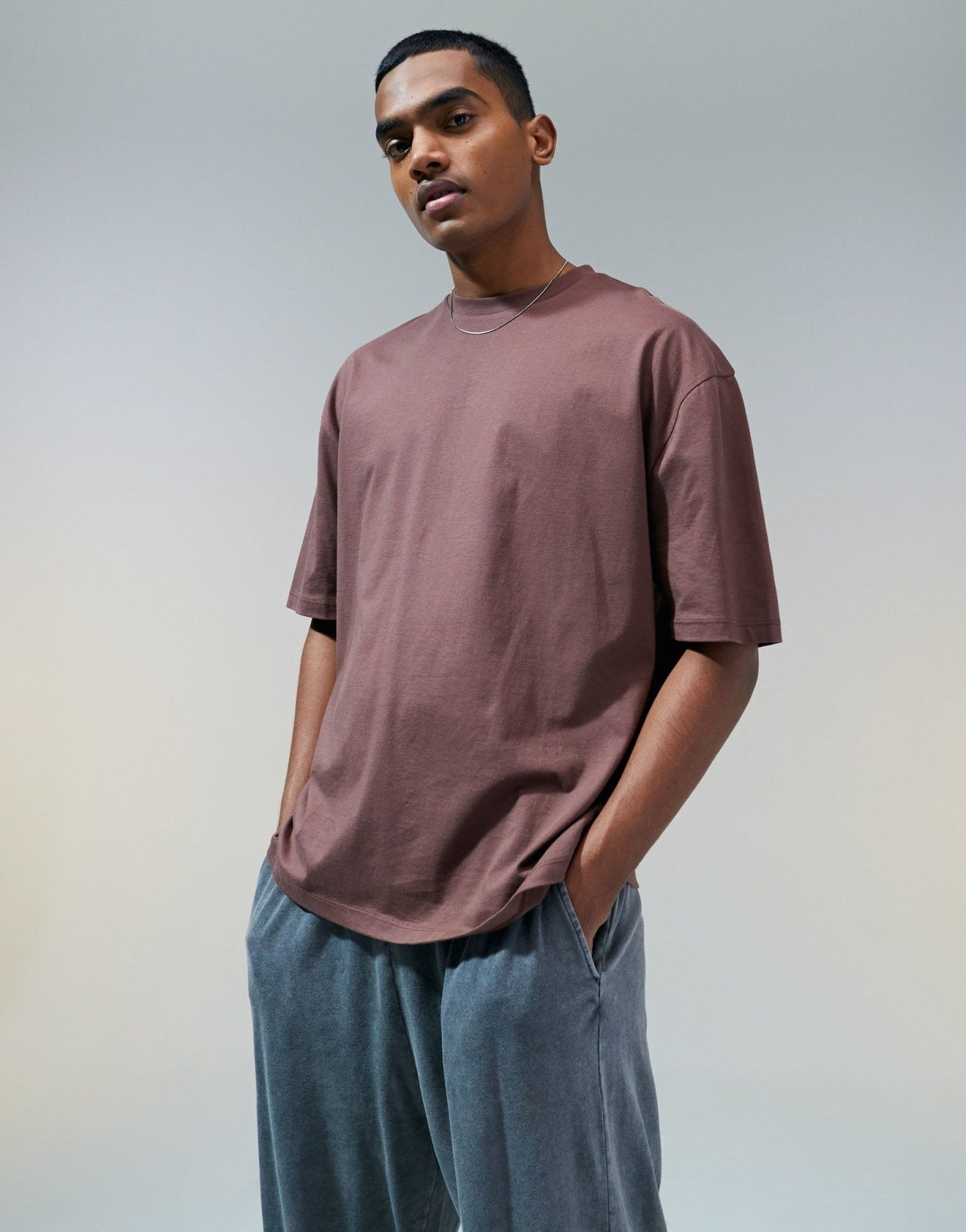 ASOS DESIGN essentials oversized t-shirt in dark brown - ASOS Sample Sale EU Store