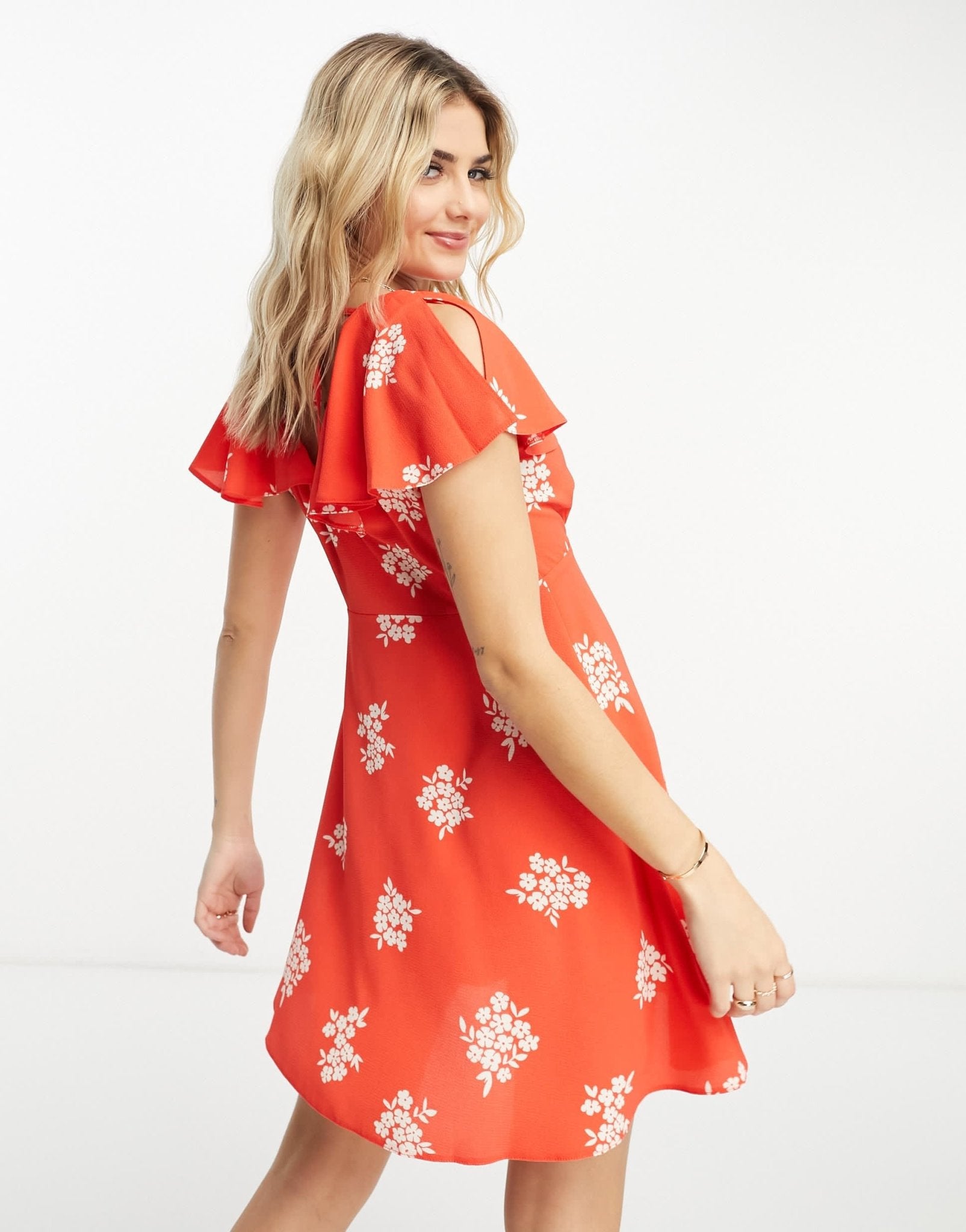 ASOS DESIGN flutter sleeve mini tea dress with buttons in red floral - ASOS Sample Sale EU Store