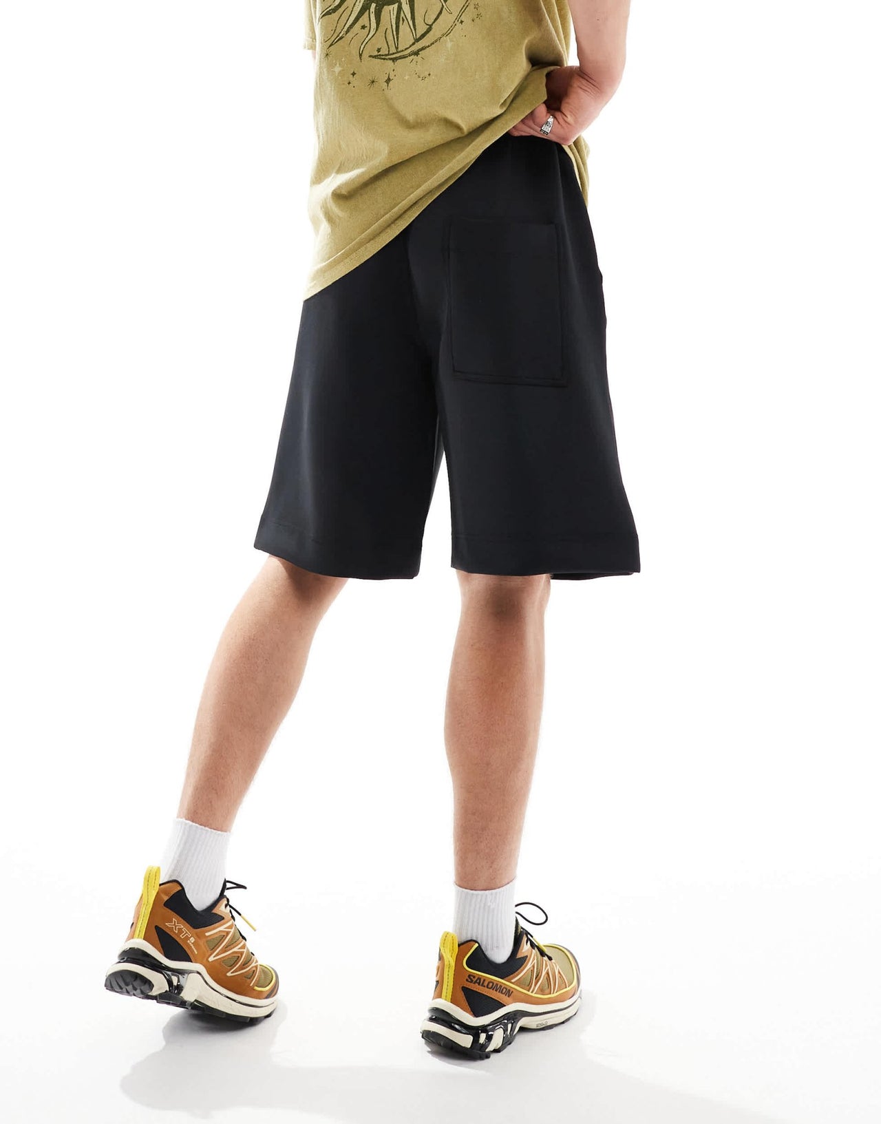ASOS DESIGN heavyweight oversized runner shorts in scuba - style fabric in black - BLACK - ASOS Sample Sale EU Store