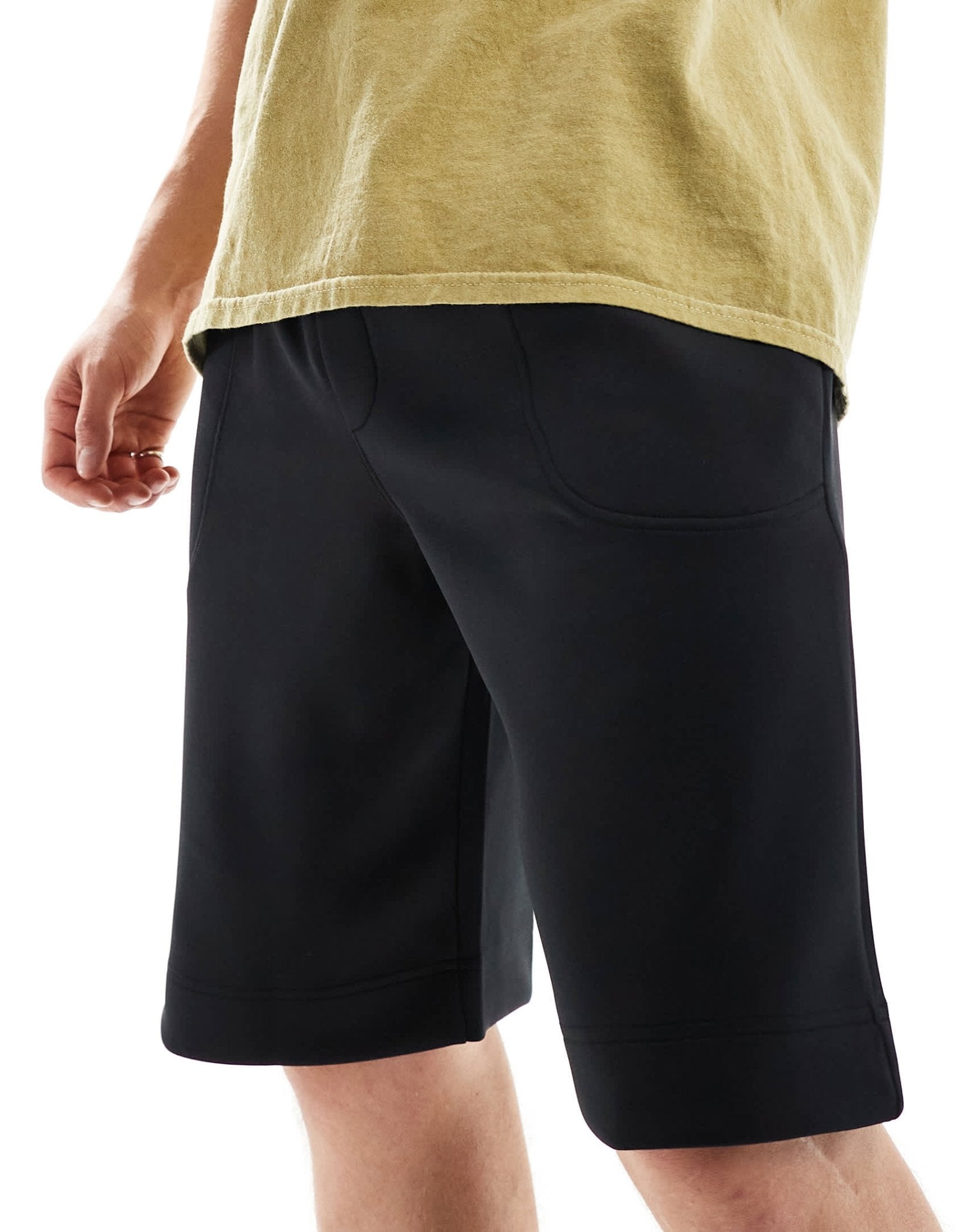 ASOS DESIGN heavyweight oversized runner shorts in scuba - style fabric in black - BLACK - ASOS Sample Sale EU Store