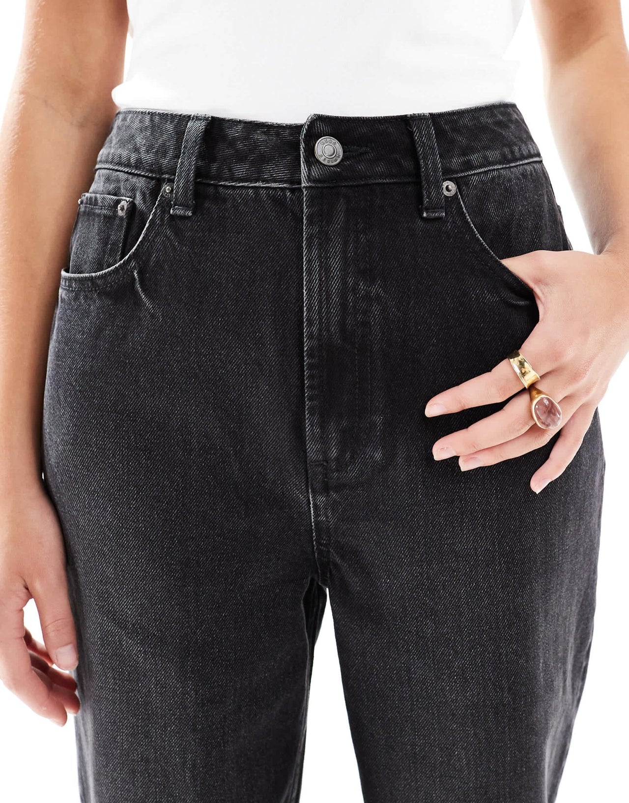 ASOS DESIGN high rise mom jeans in black - ASOS Sample Sale EU Store