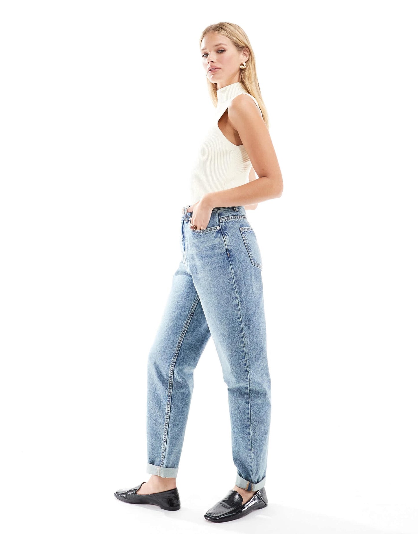 ASOS DESIGN high rise relaxed mom jean in vintage wash - ASOS Sample Sale EU Store