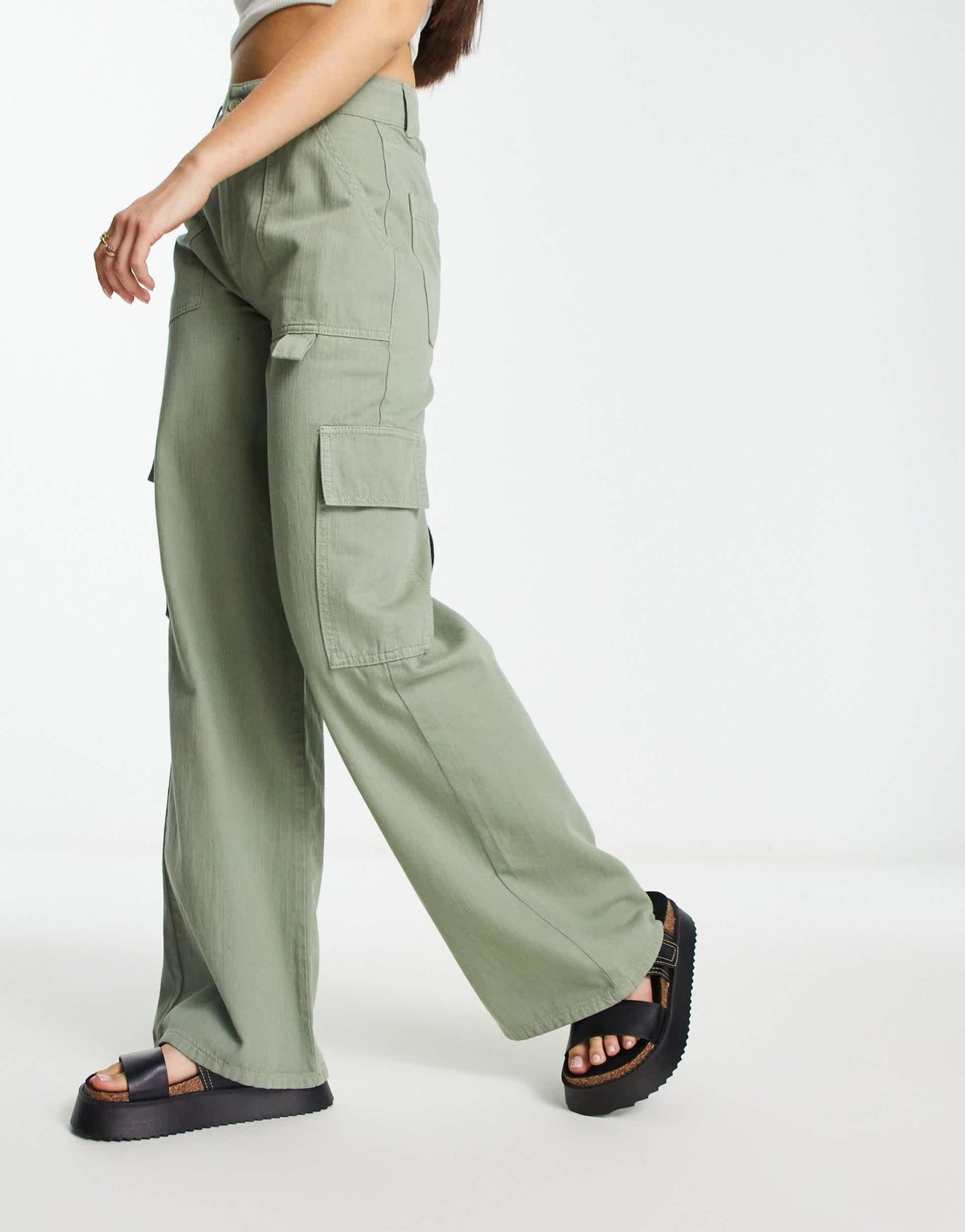 ASOS DESIGN high waisted straight leg cargo trouser in sage - ASOS Sample Sale EU Store