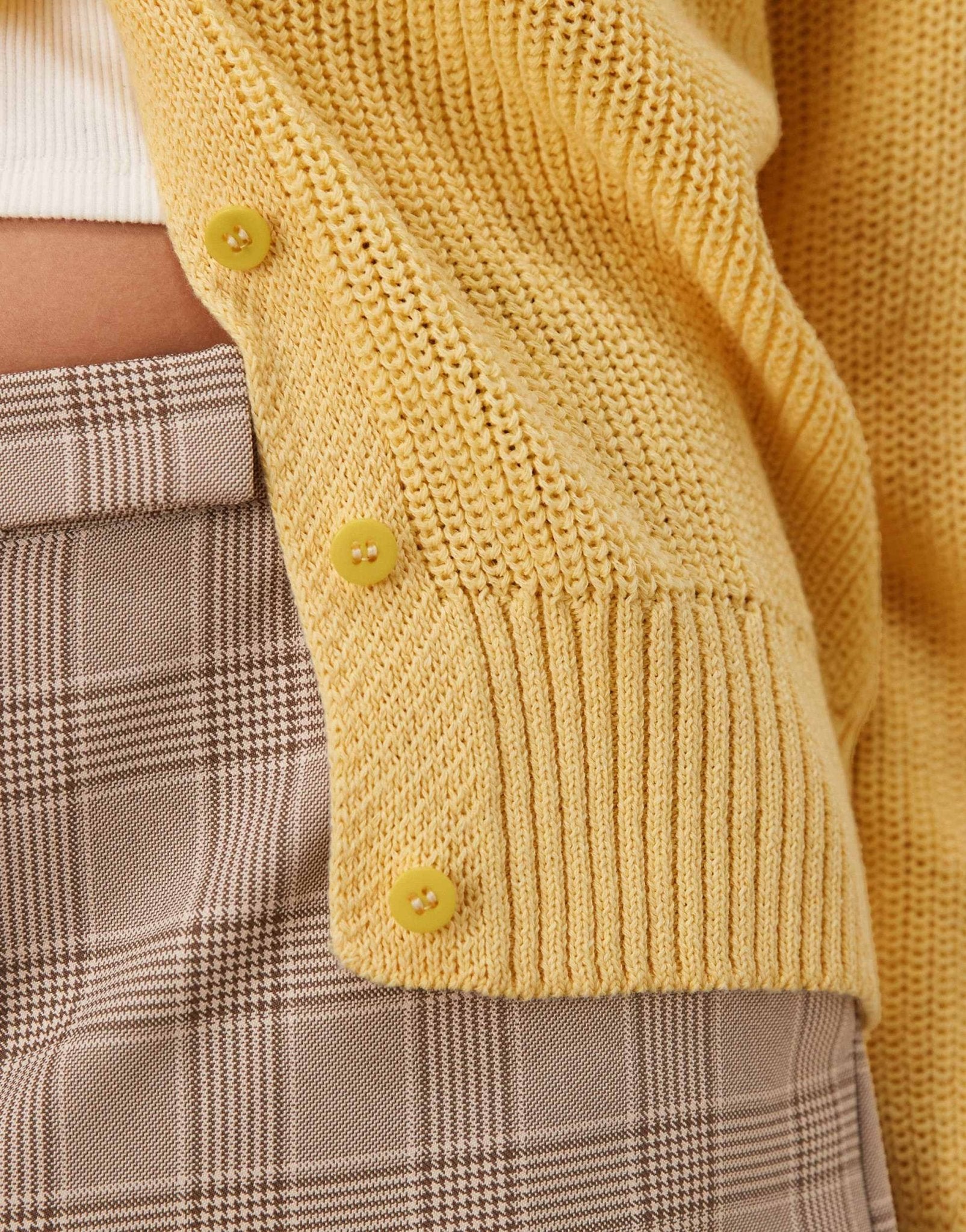 ASOS DESIGN knitted raglan cardigan in buttermilk yellow - ASOS Sample Sale EU Store