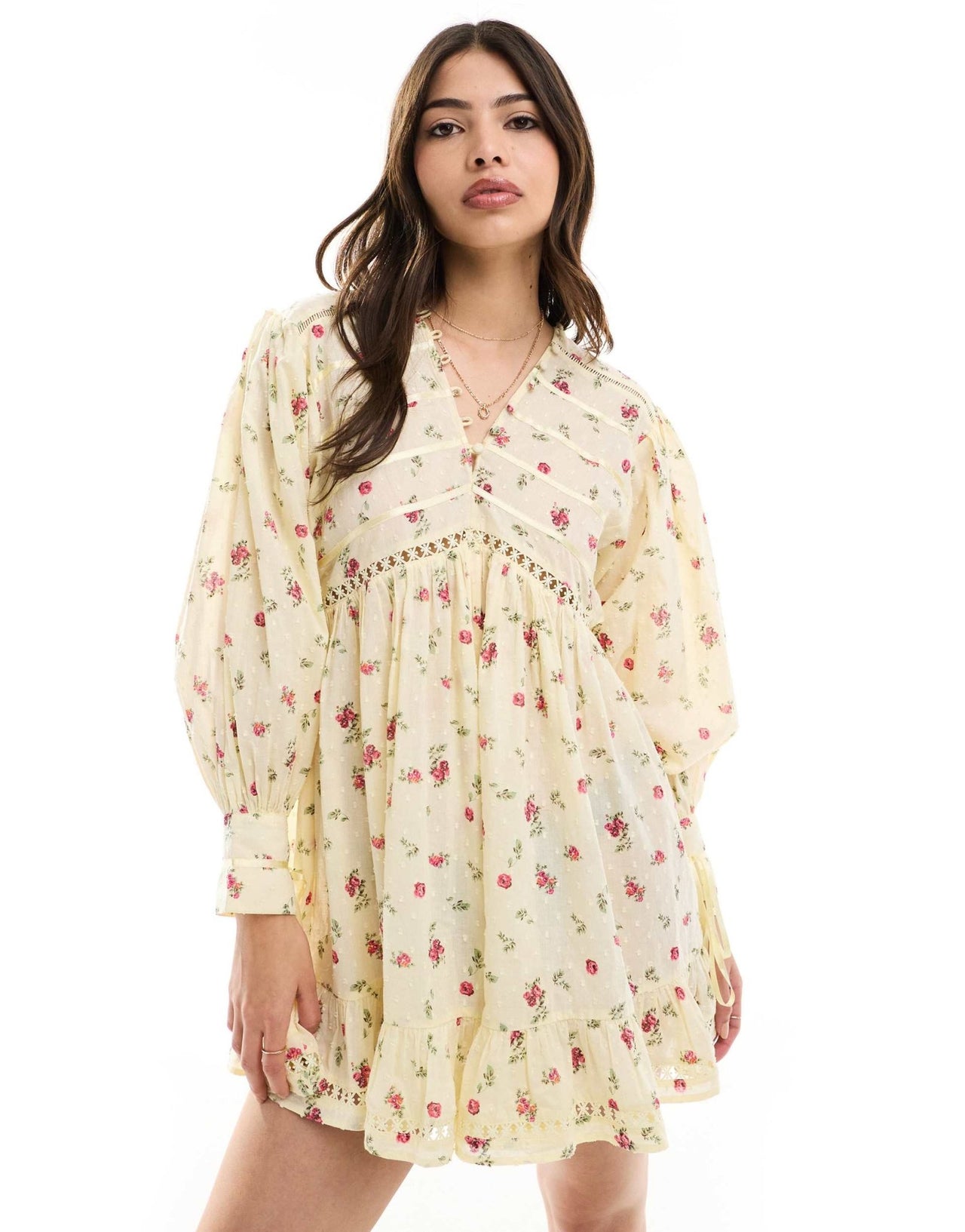 ASOS DESIGN Lace trim playsuit with full flippy shorts in ditsy print - ASOS Sample Sale EU Store