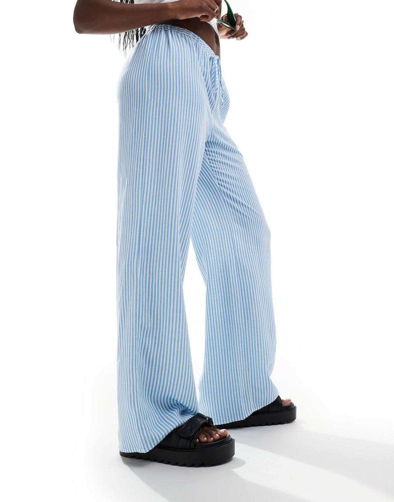 ASOS DESIGN linen blend pull on wide leg trouser in blue stripe - ASOS Sample Sale EU Store