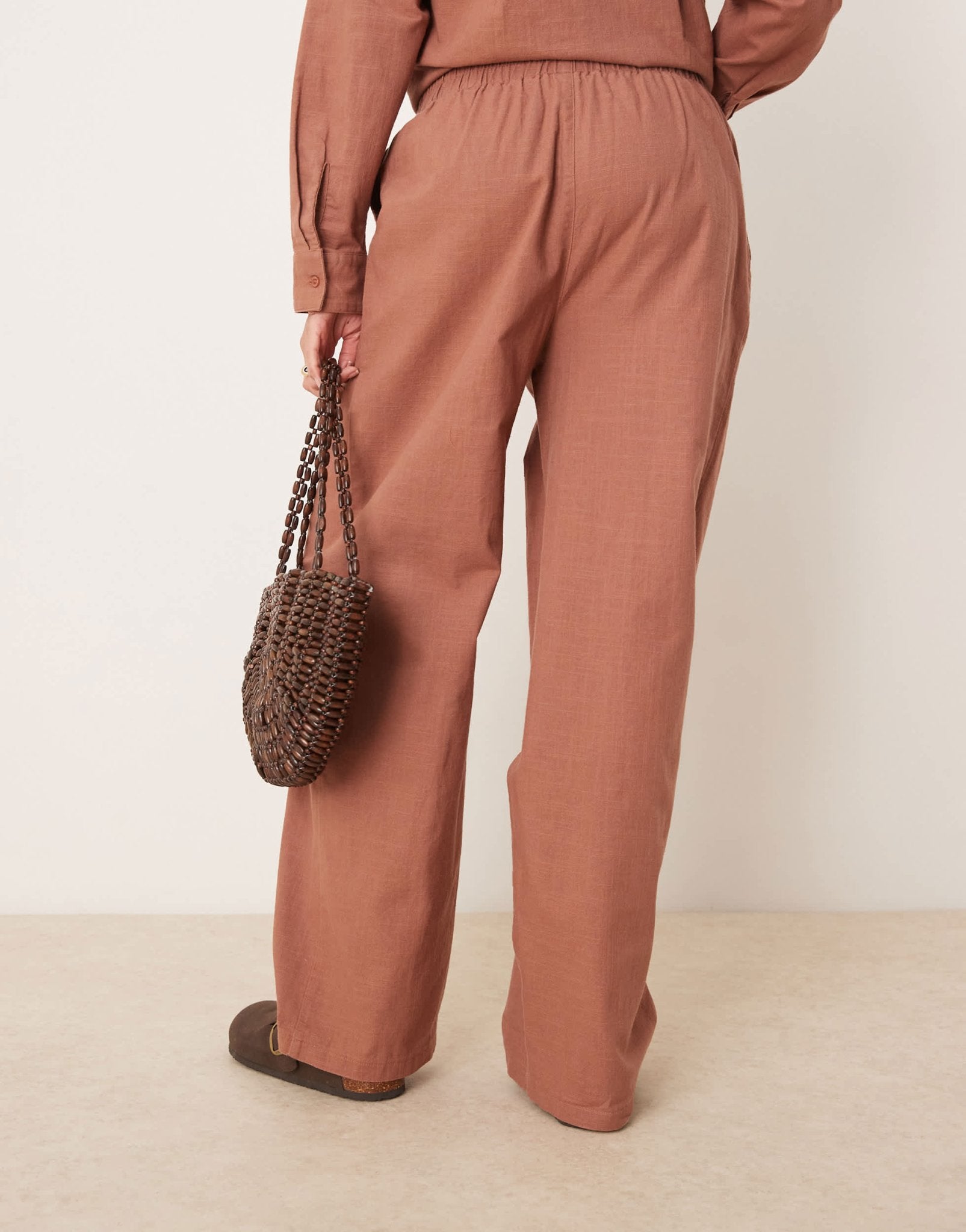 ASOS DESIGN linen look pull on trousers co - ord in mocha - ASOS Sample Sale EU Store