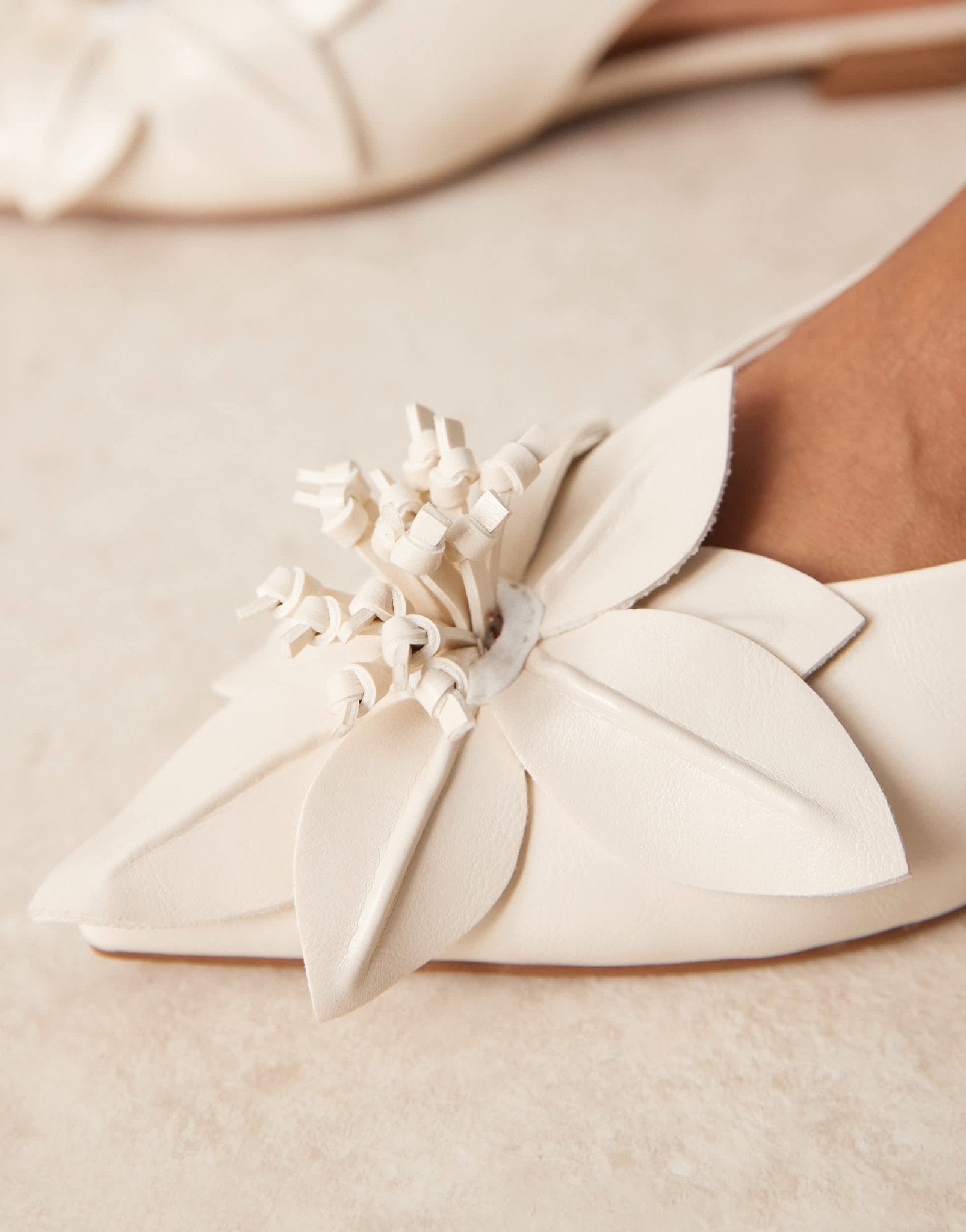 ASOS DESIGN Livia point - toe flower slingback ballets in off - white - ASOS Sample Sale EU Store