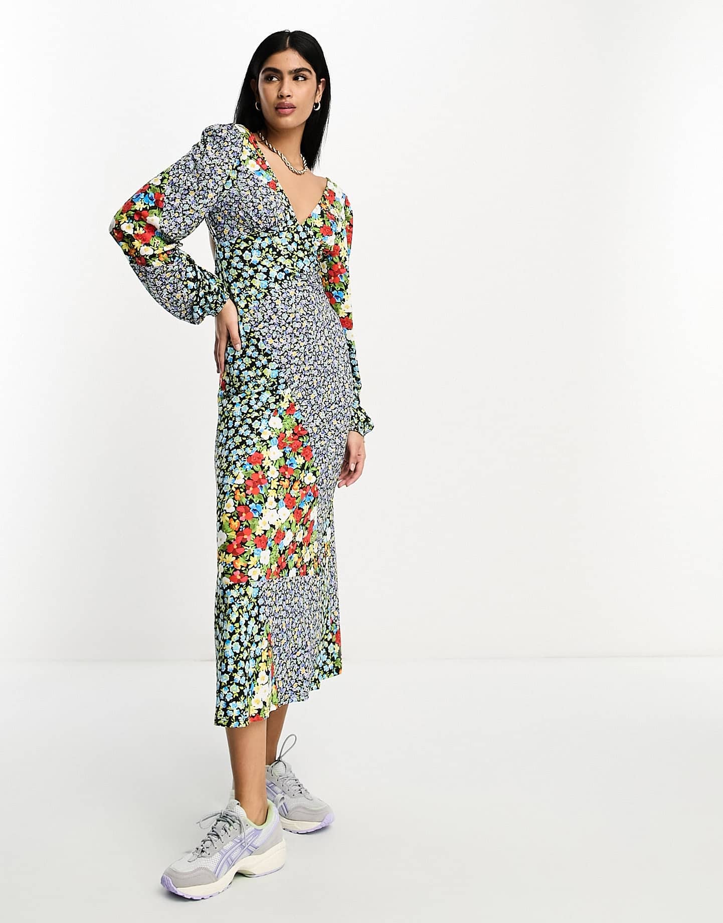 ASOS DESIGN long sleeve v neck midi dress in mixed print - ASOS Sample Sale EU Store