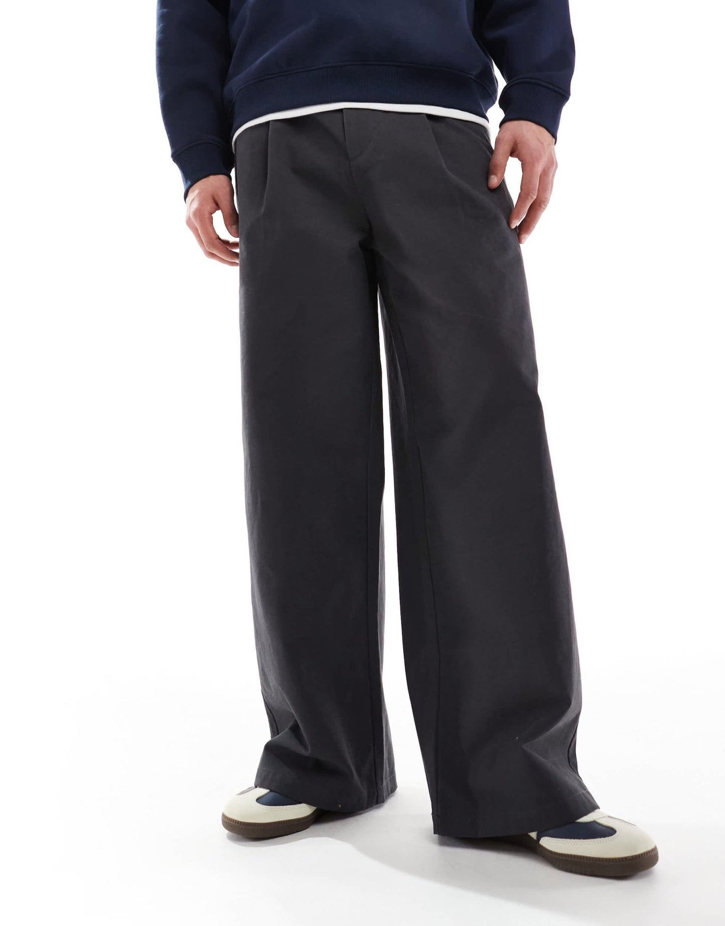 ASOS DESIGN loose pleated trousers with belt in charcoal - ASOS Sample Sale EU Store