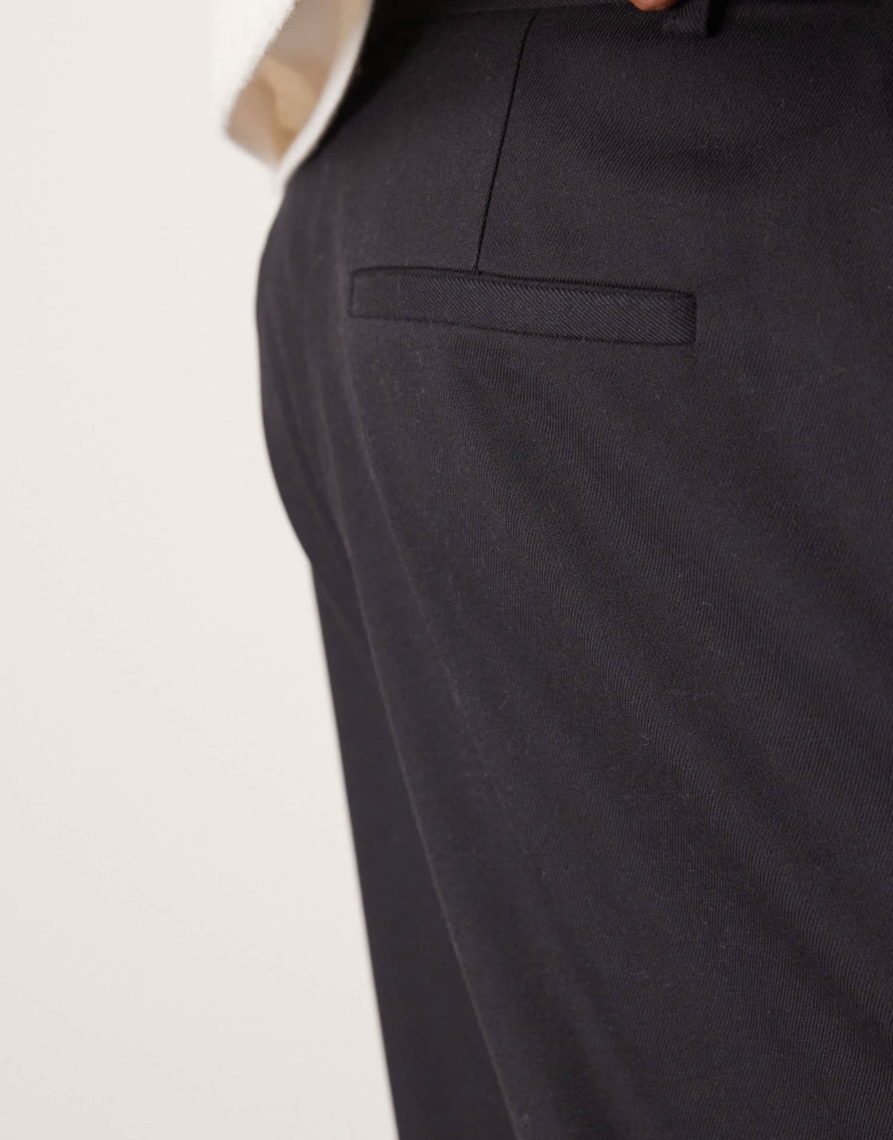 ASOS DESIGN loose skater fit smart trousers in washed black - ASOS Sample Sale EU Store