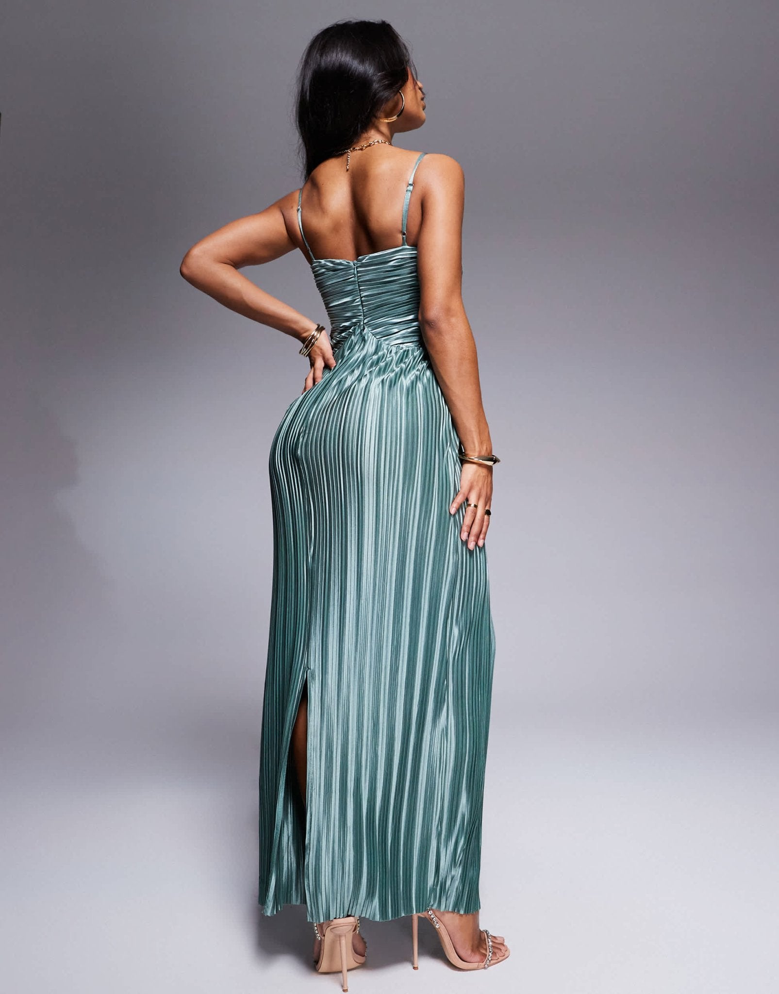 ASOS DESIGN metallic plisse cupped ruched detail maxi dress in green - ASOS Sample Sale EU Store