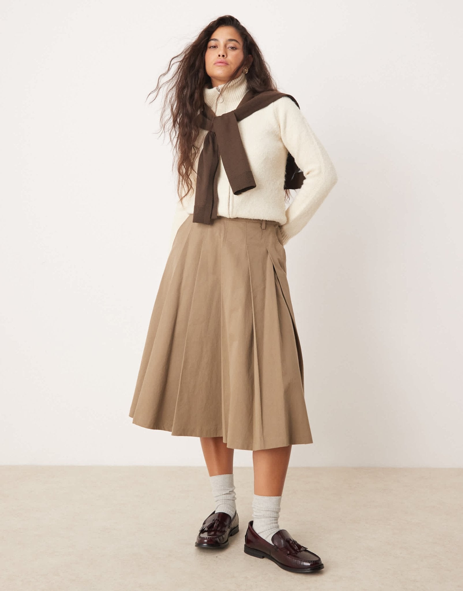 ASOS DESIGN mock jumper scarf in chocolate - ASOS Sample Sale EU Store