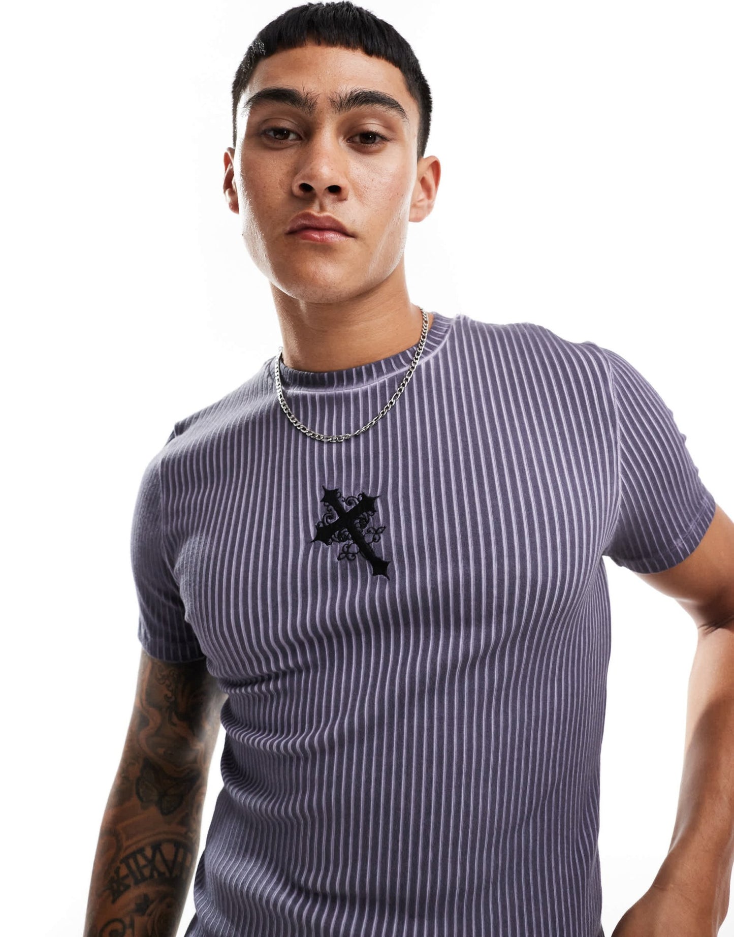 ASOS DESIGN muscle fit t-shirt in grey washed rib with cross chest embroidery - ASOS Sample Sale EU Store