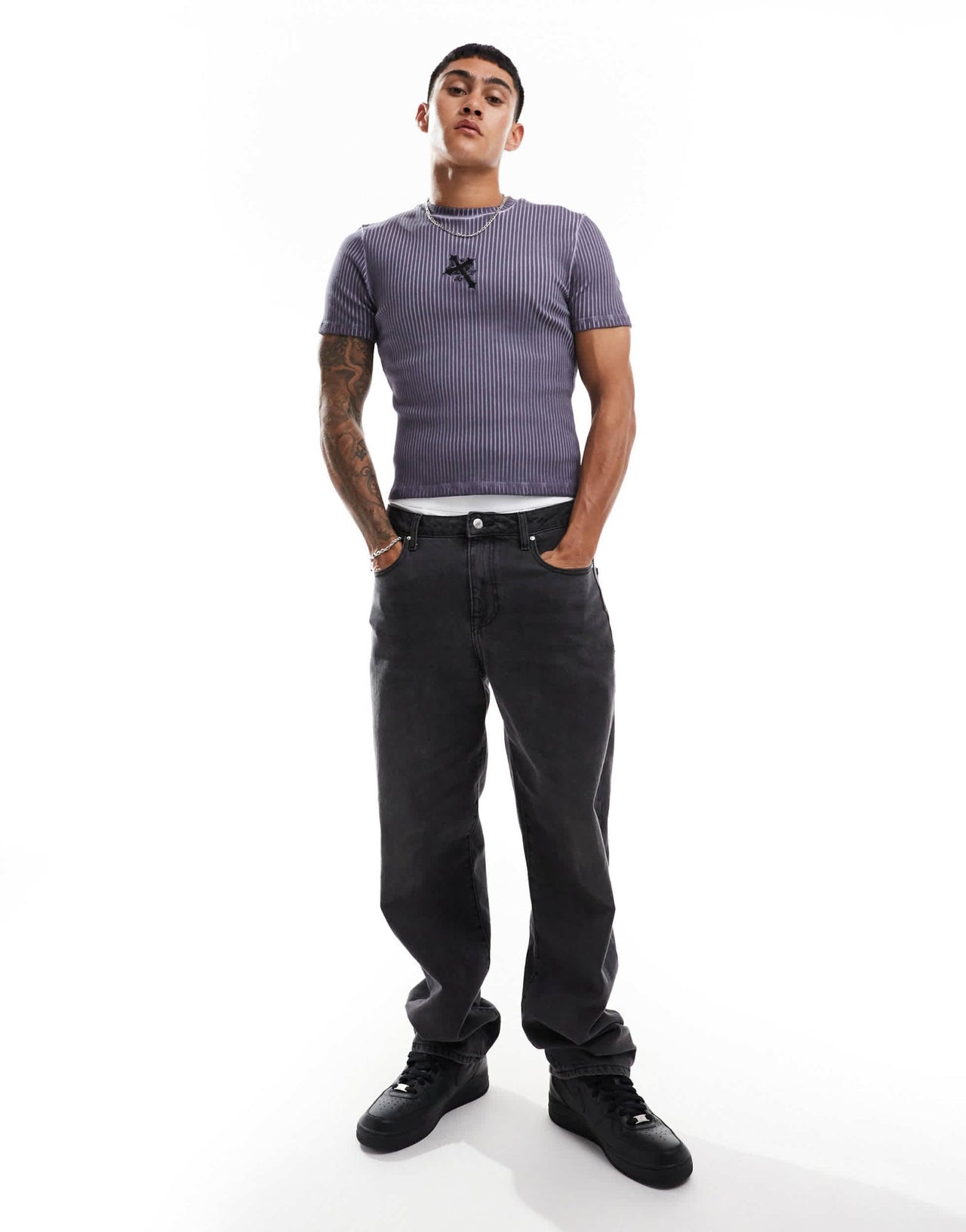 ASOS DESIGN muscle fit t-shirt in grey washed rib with cross chest embroidery - ASOS Sample Sale EU Store