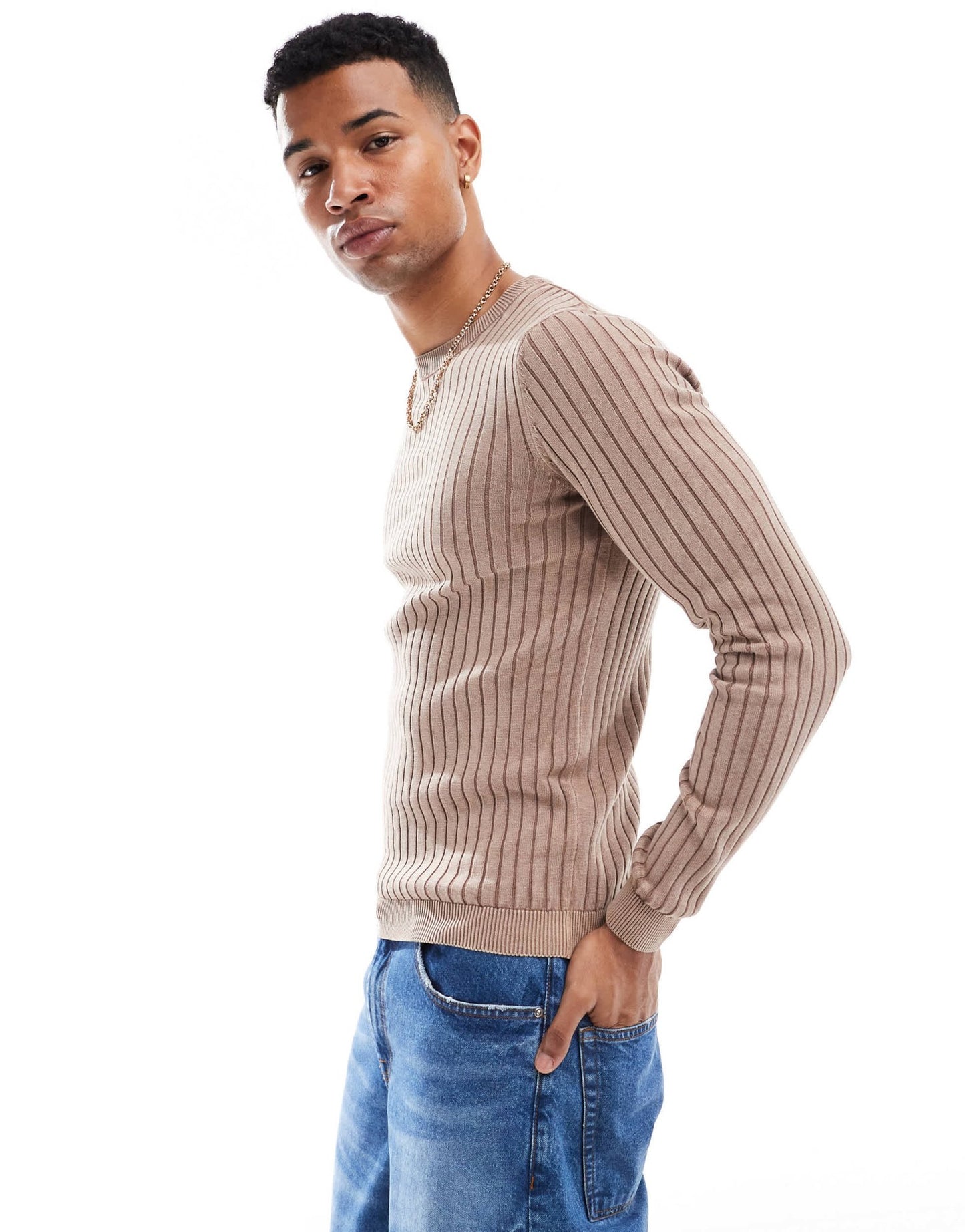 ASOS DESIGN muscle fit washed knitted jumper in brown rib - ASOS Sample Sale EU Store
