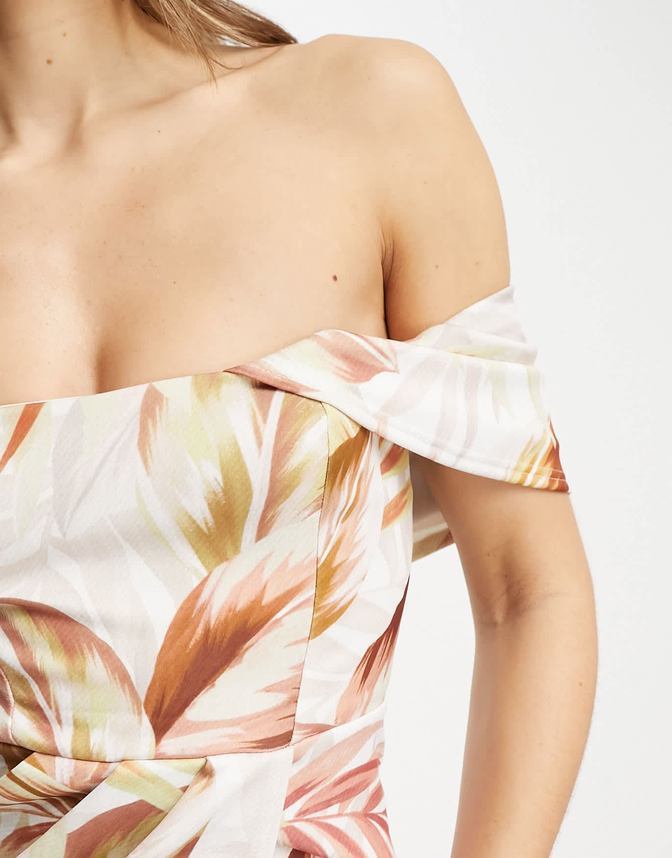 ASOS DESIGN off the shoulder pleated pencil midi dress in desert floral - ASOS Sample Sale EU Store