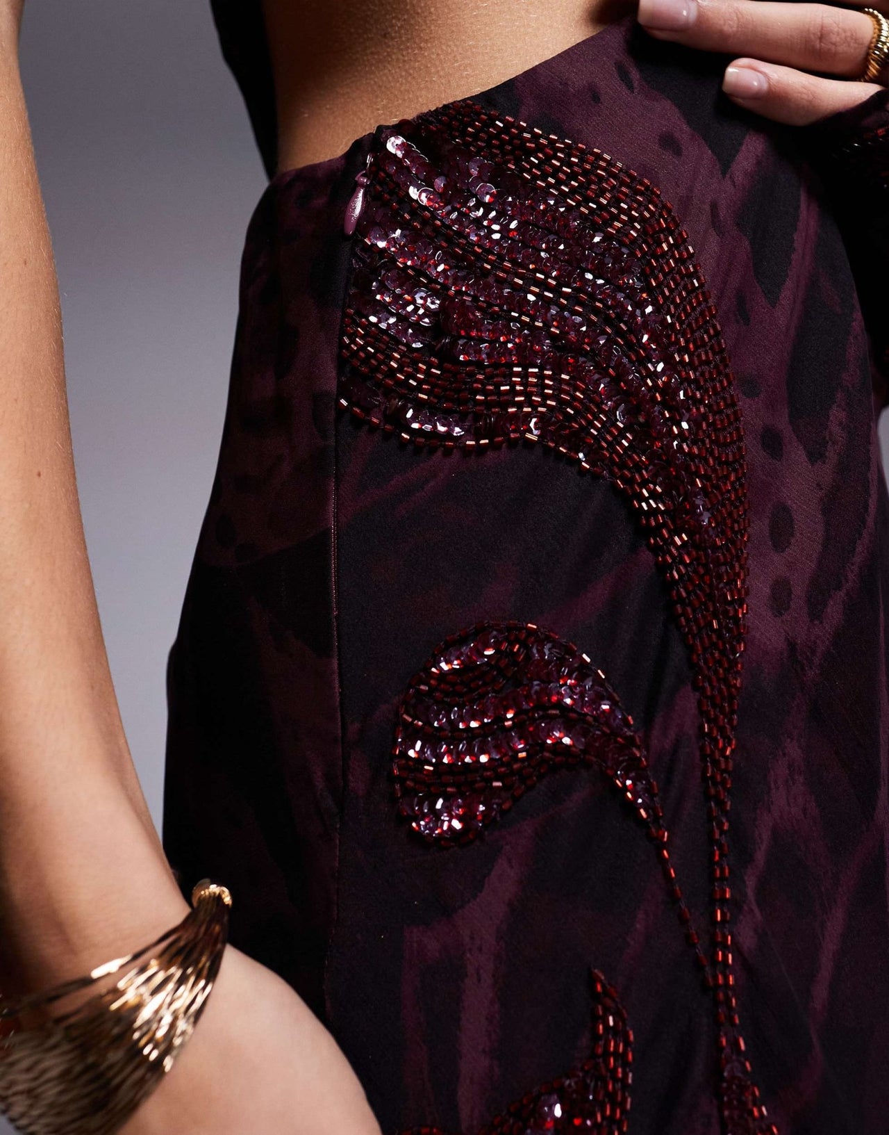ASOS DESIGN one shoulder embellished maxi dress in burgundy abstract print - ASOS Sample Sale EU Store
