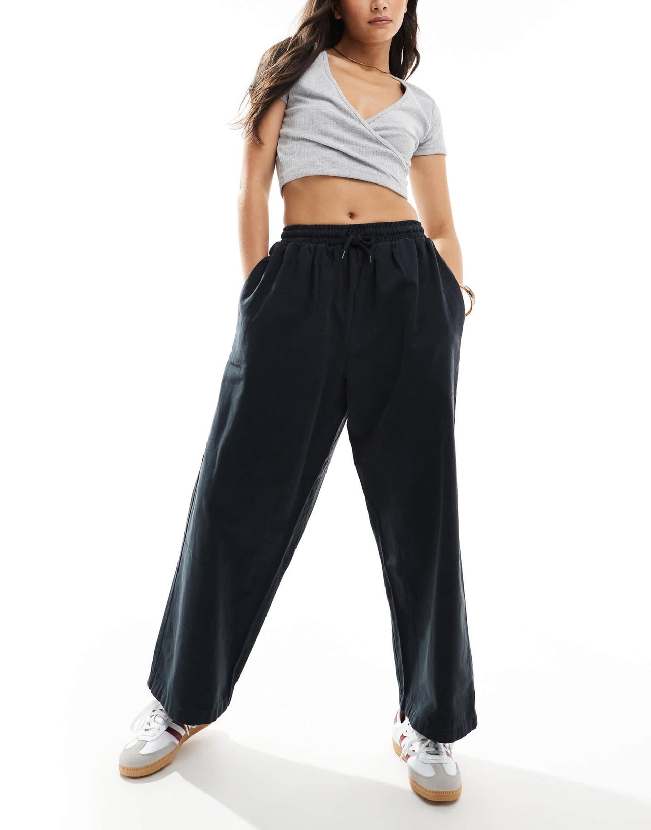 ASOS DESIGN oversized barrel leg pull on trousers in black - ASOS Sample Sale EU Store