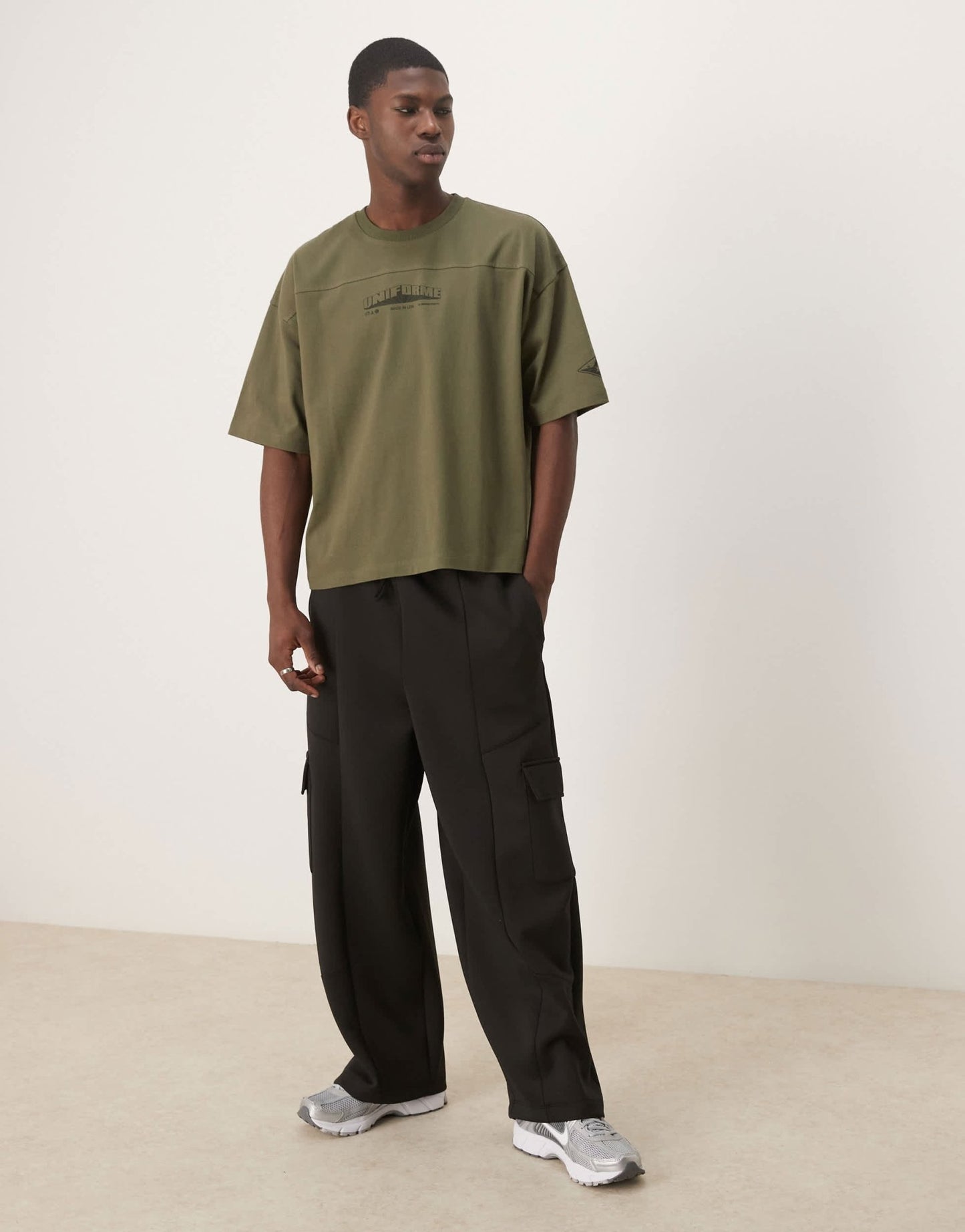 ASOS DESIGN oversized boxy heavyweight t-shirt with chest print and seam detail in khaki - ASOS Sample Sale EU Store
