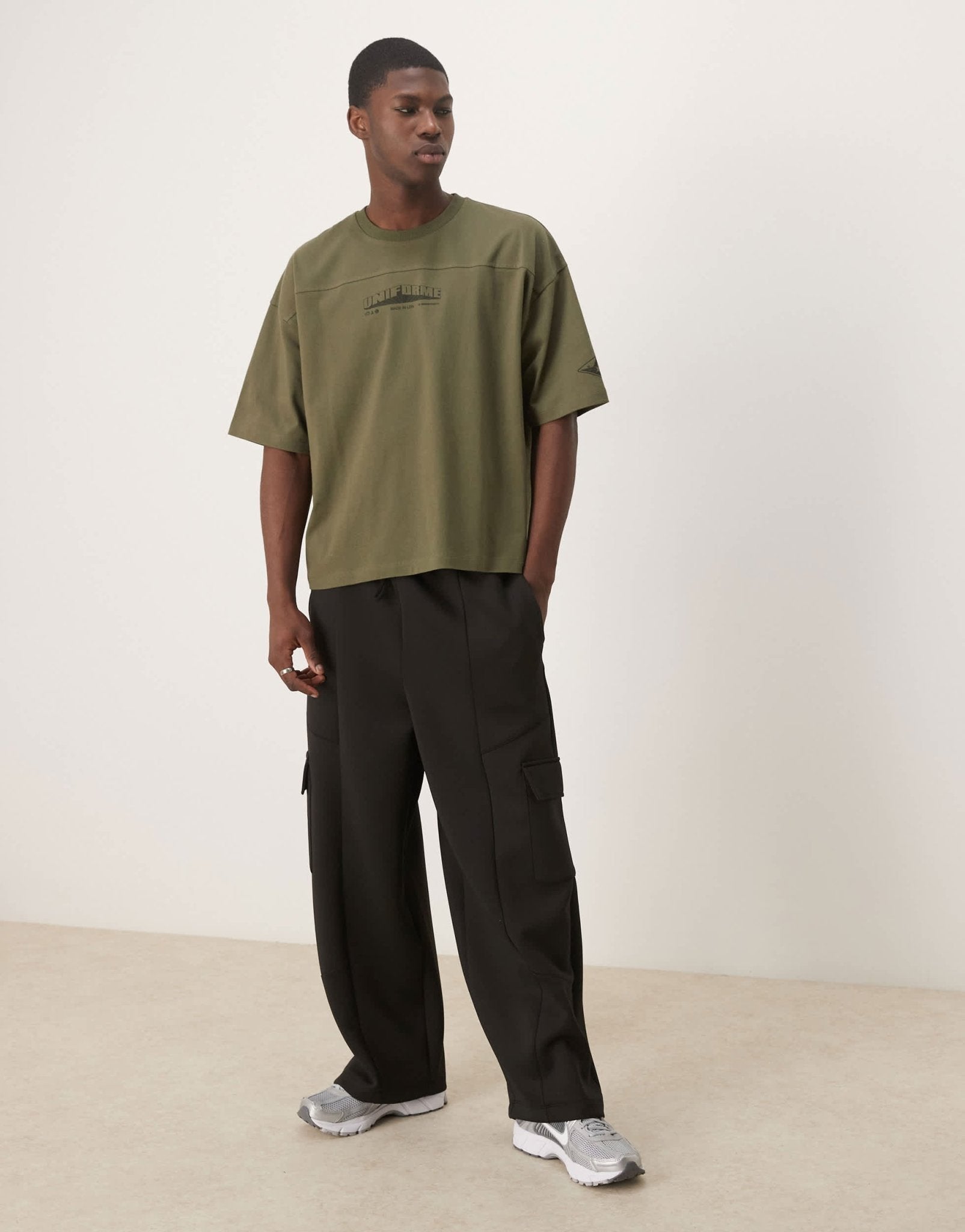 ASOS DESIGN oversized boxy heavyweight t-shirt with chest print and seam detail in khaki - ASOS Sample Sale EU Store