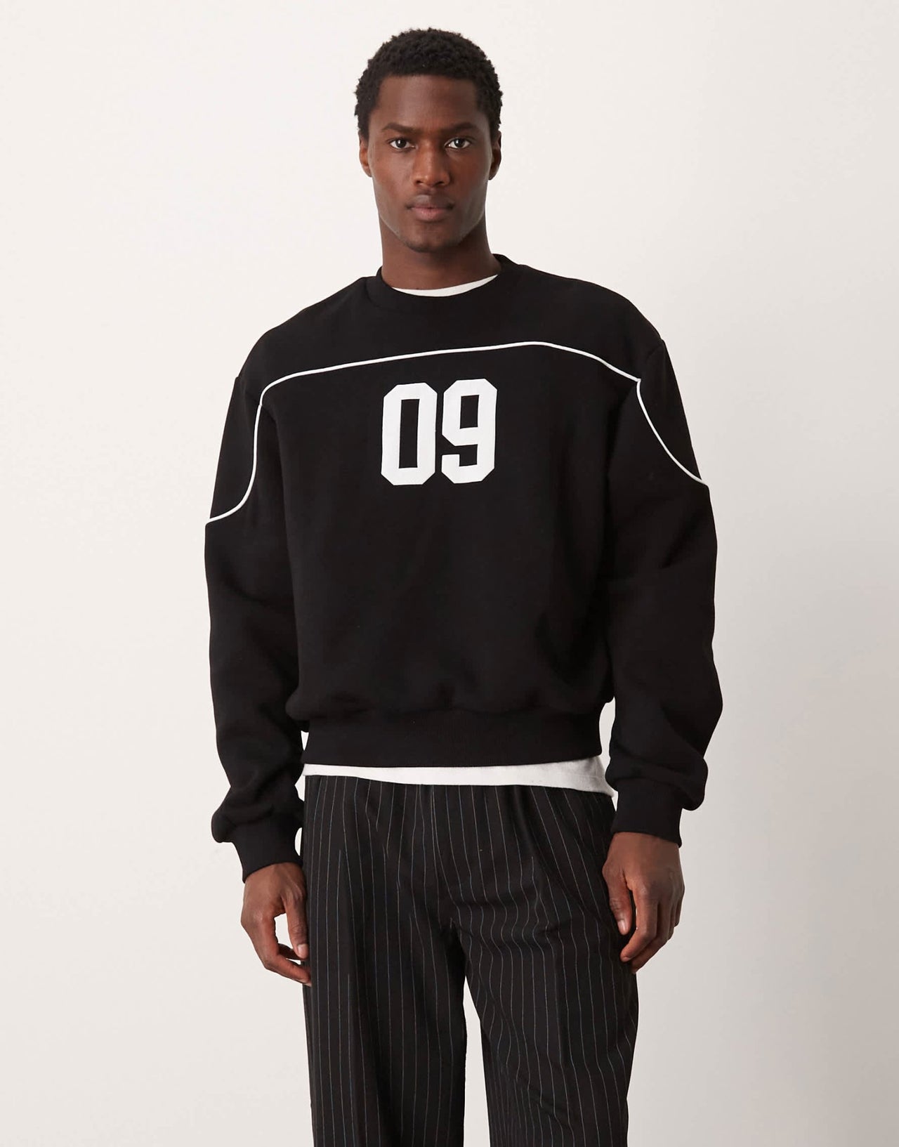 ASOS DESIGN oversized boxy sweatshirt with number pint - ASOS Sample Sale EU Store