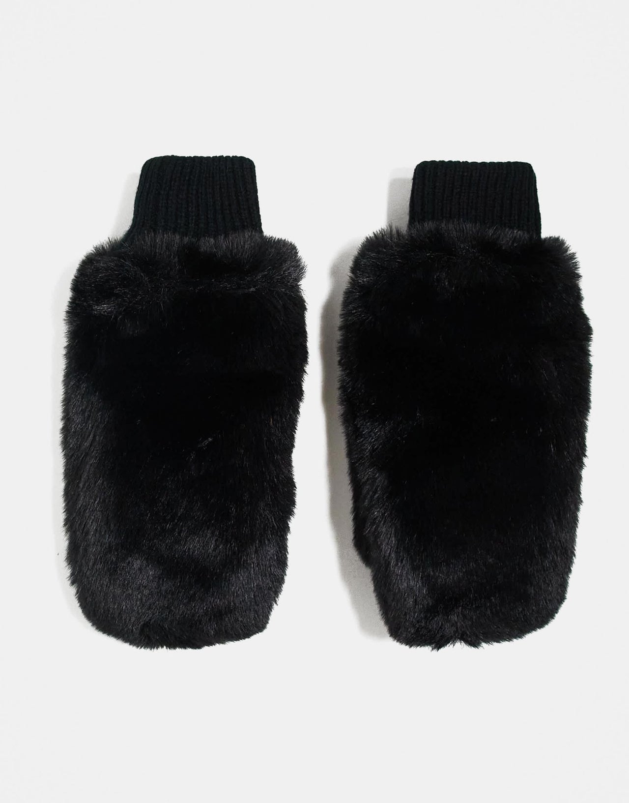 ASOS DESIGN oversized faux fur mitten in black - ASOS Sample Sale EU Store