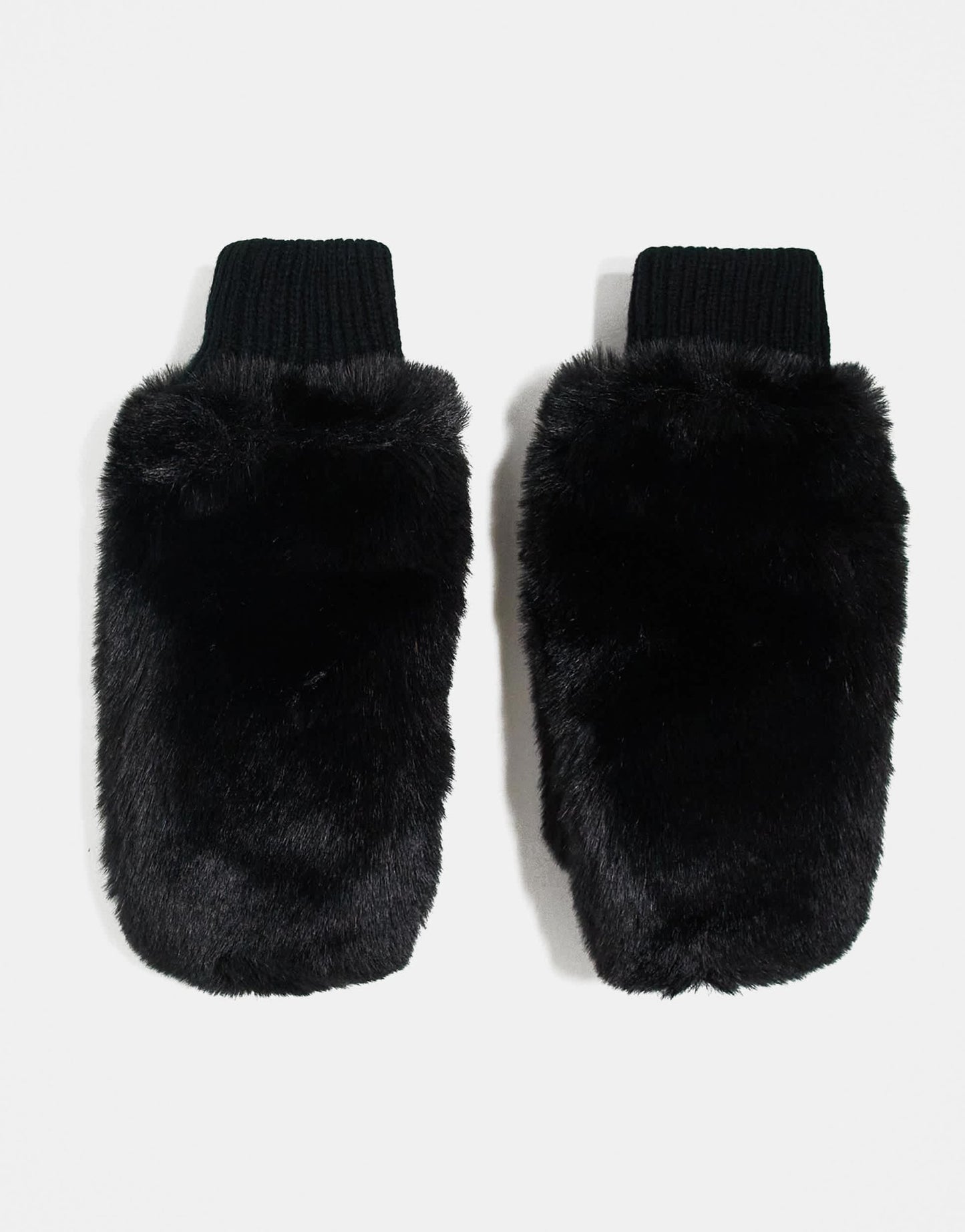 ASOS DESIGN oversized faux fur mitten in black - ASOS Sample Sale EU Store