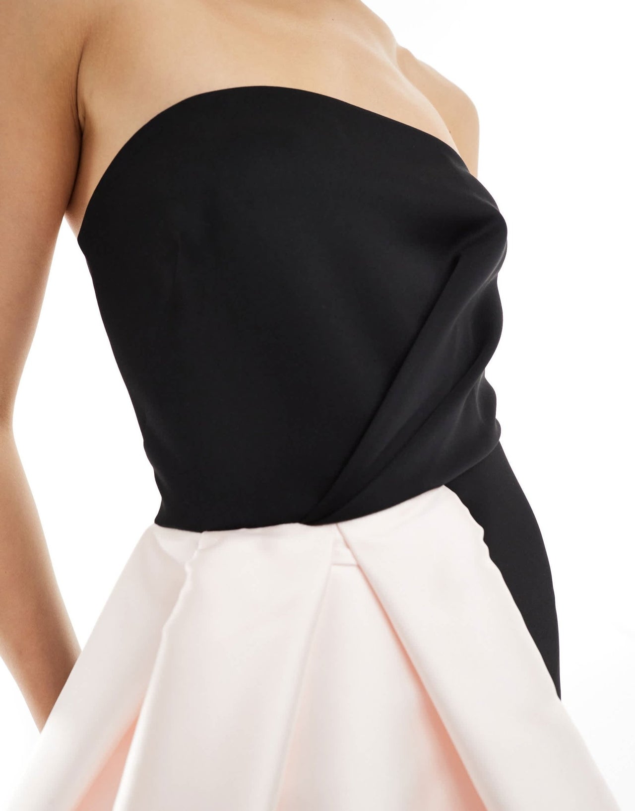 ASOS DESIGN oversized structured bow mini dress in black and baby pink - ASOS Sample Sale EU Store