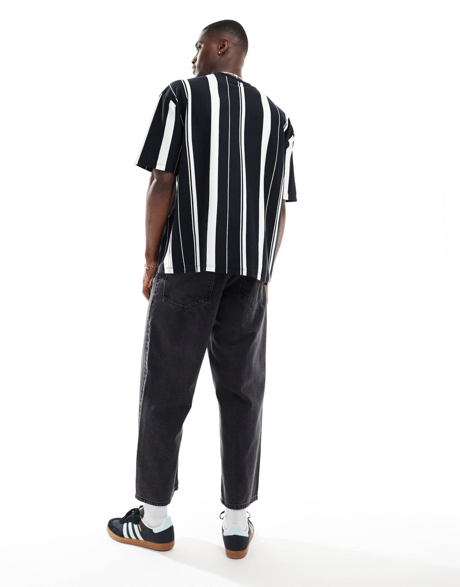 ASOS DESIGN oversized t-shirt in black and white stripe - ASOS Sample Sale EU Store