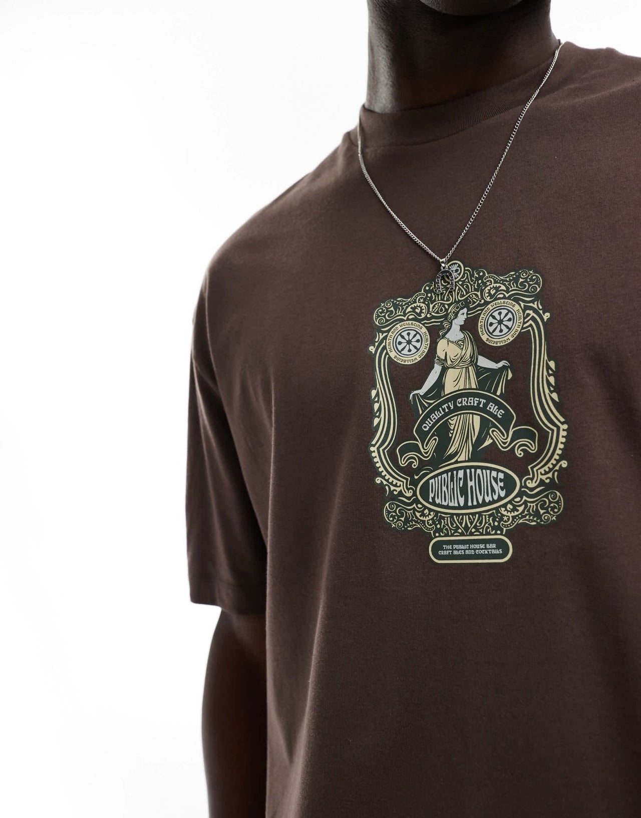 ASOS DESIGN oversized t-shirt in brown with emblem chest print - ASOS Sample Sale EU Store