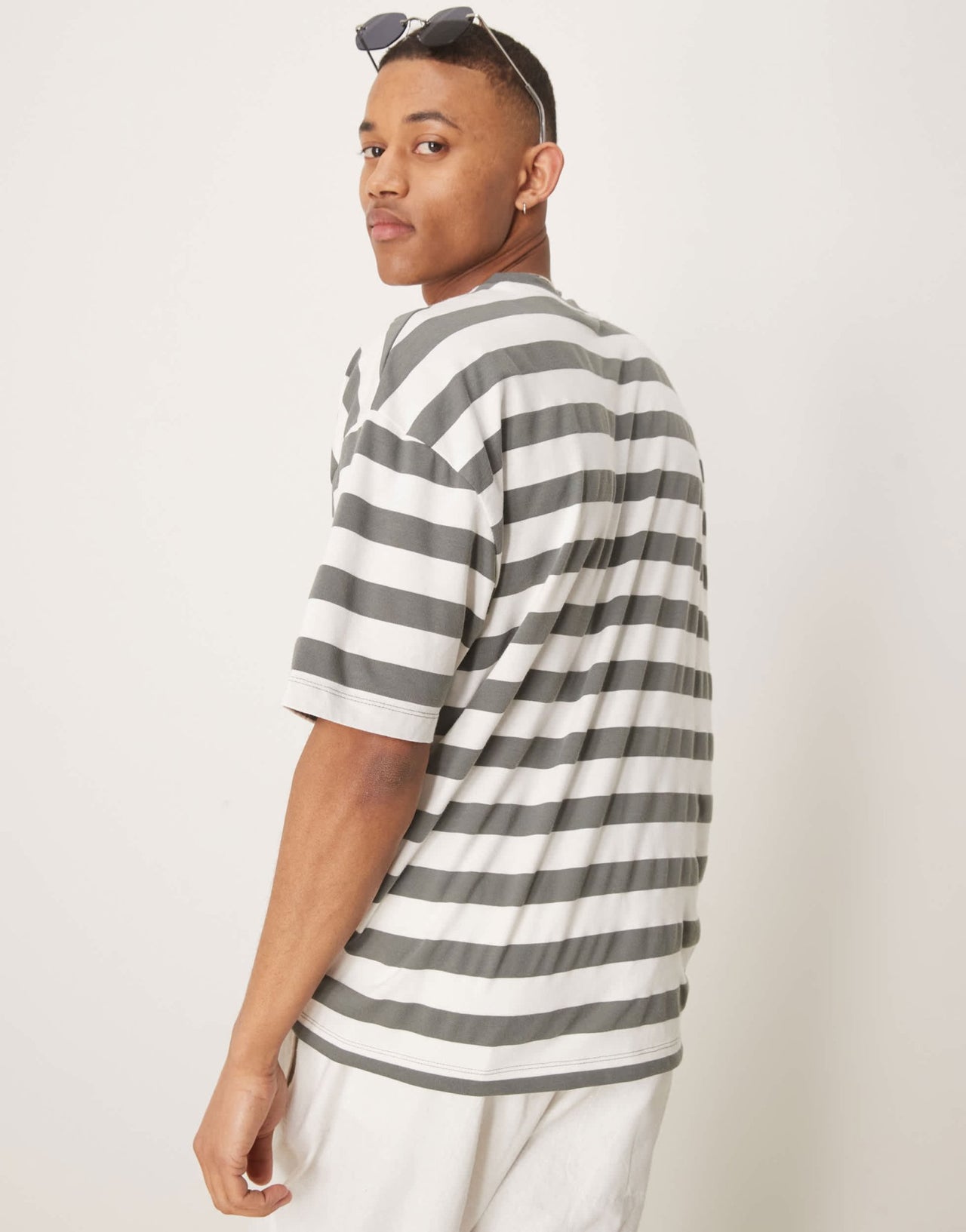 ASOS DESIGN oversized t-shirt in khaki and white stripe - ASOS Sample Sale EU Store