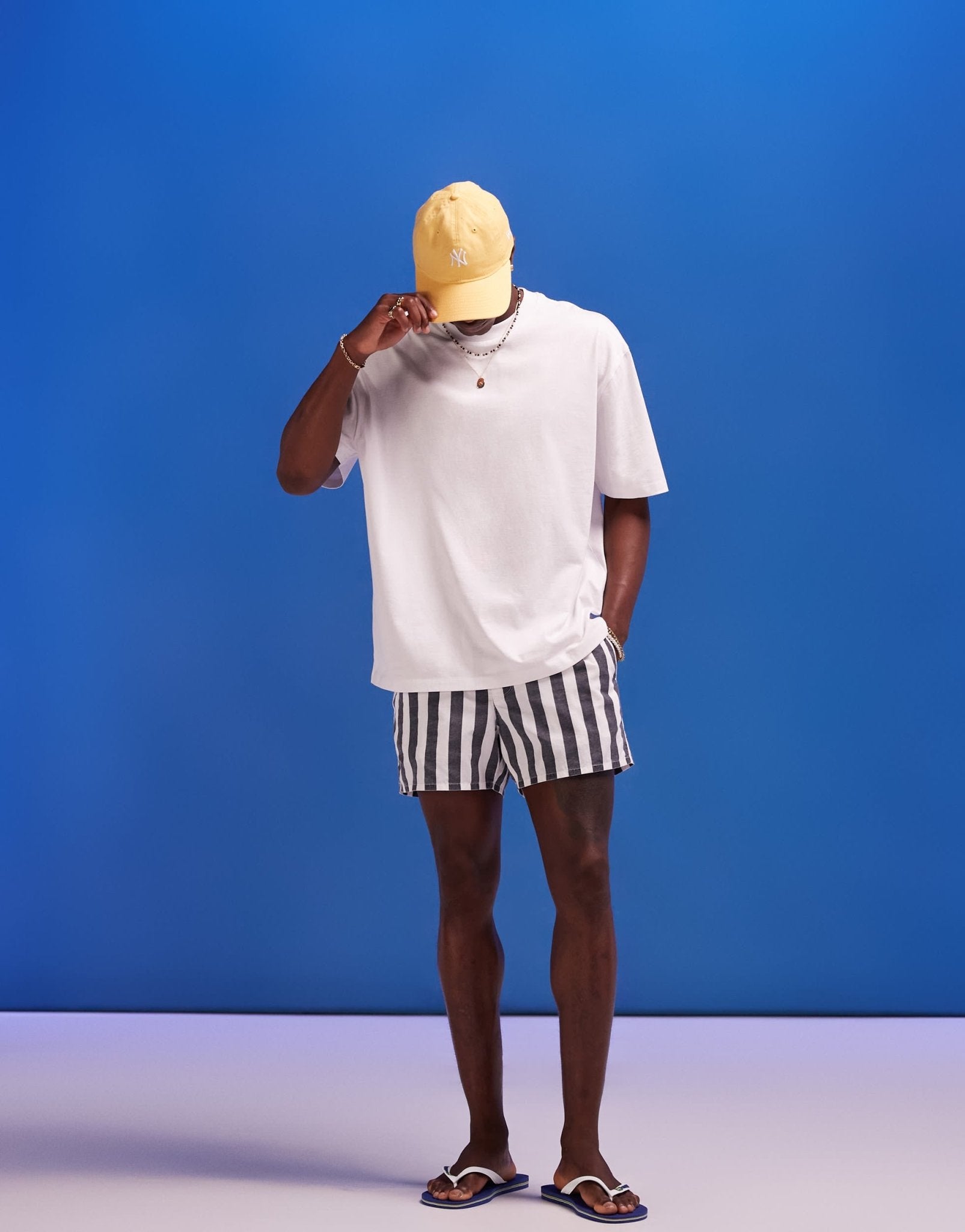 ASOS DESIGN oversized t-shirt in white with back yacht print - ASOS Sample Sale EU Store