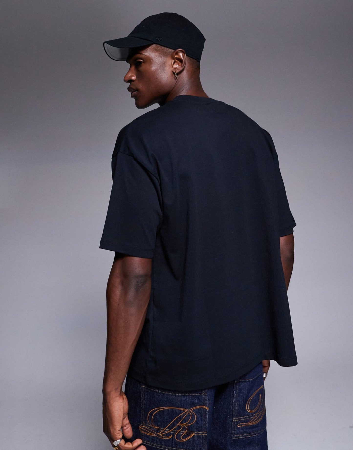 ASOS DESIGN oversized t-shirt with sports graphic in black - ASOS Sample Sale EU Store